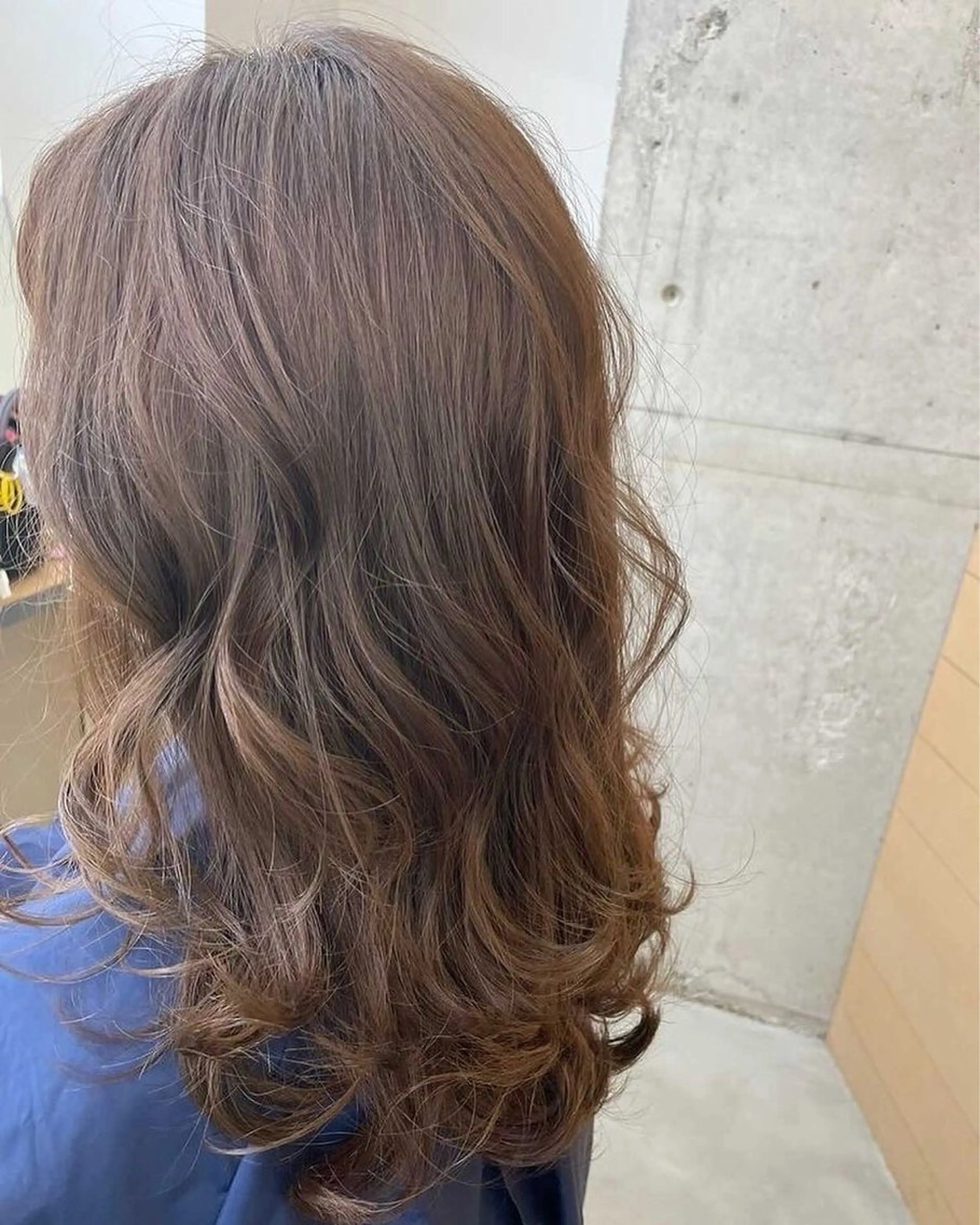 セミロング カラー 天王寺区🌟大好評バ ッサリ◎美髪改善矯正のヘアスタイル