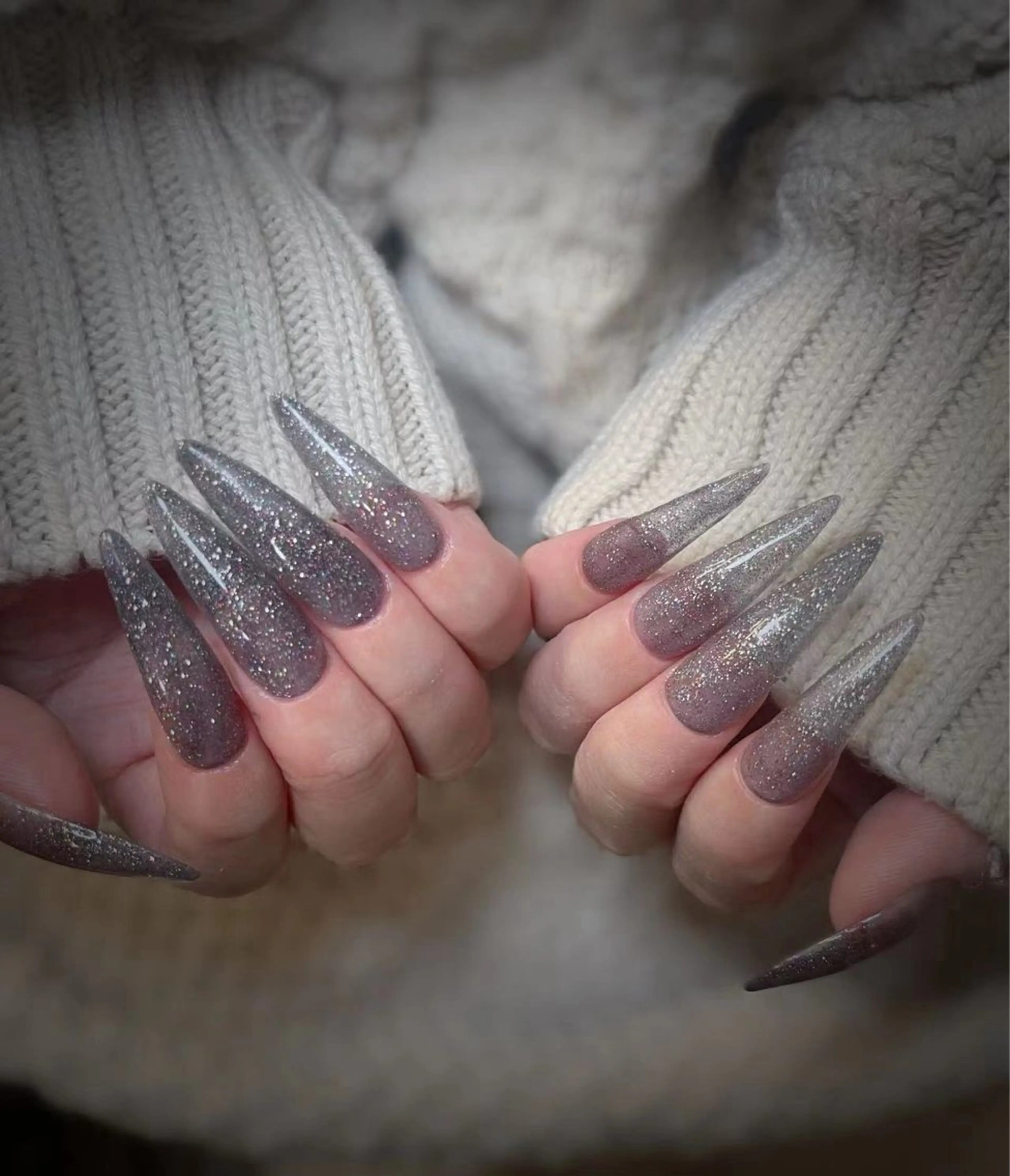 ロング ハンドネイル めぐみのネイルサロン スタッフ練習のネイルデザイン