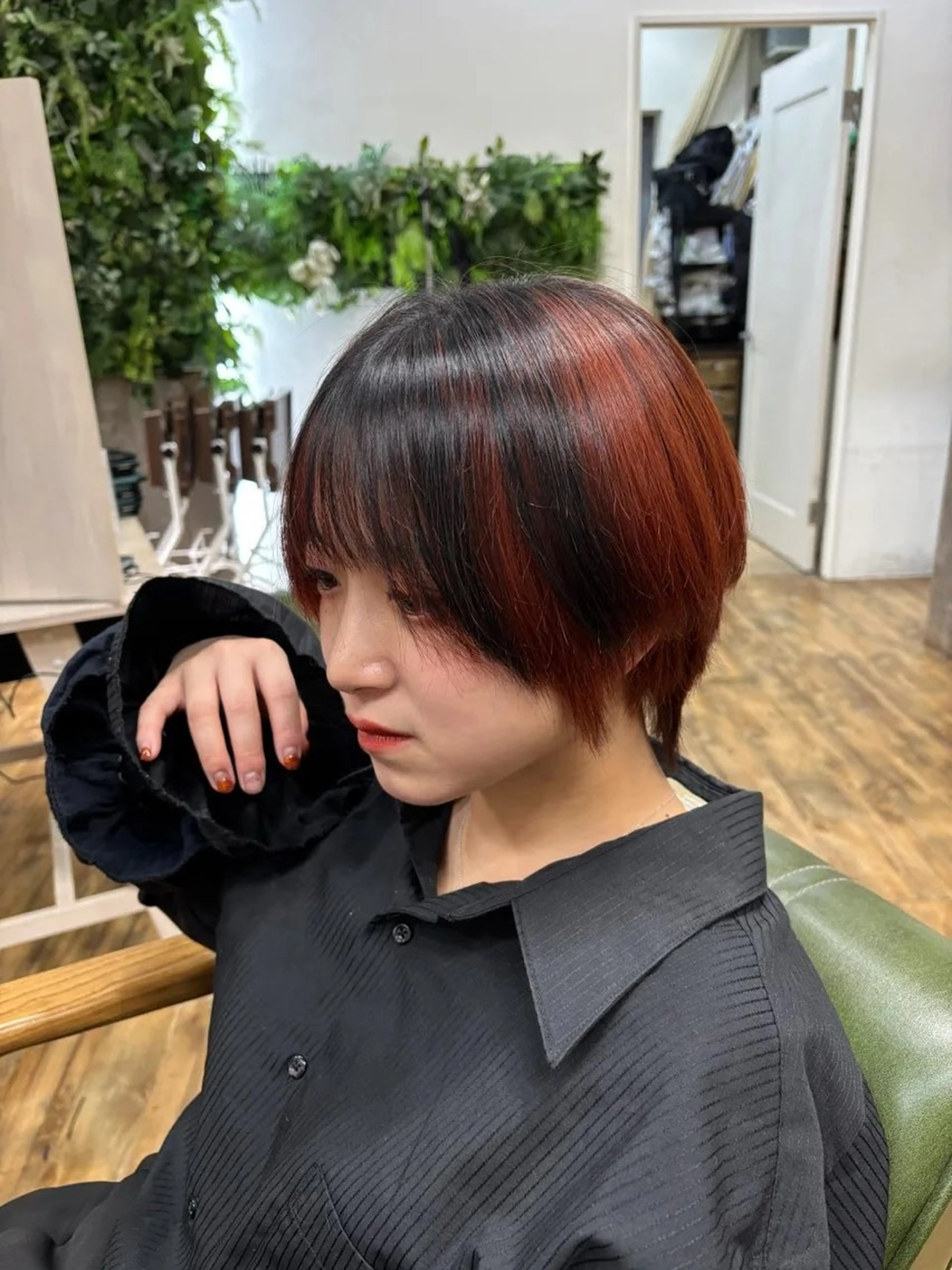 ショート カラー ✨3ヶ月後にデビュー する🎨みのり💯のヘアスタイル