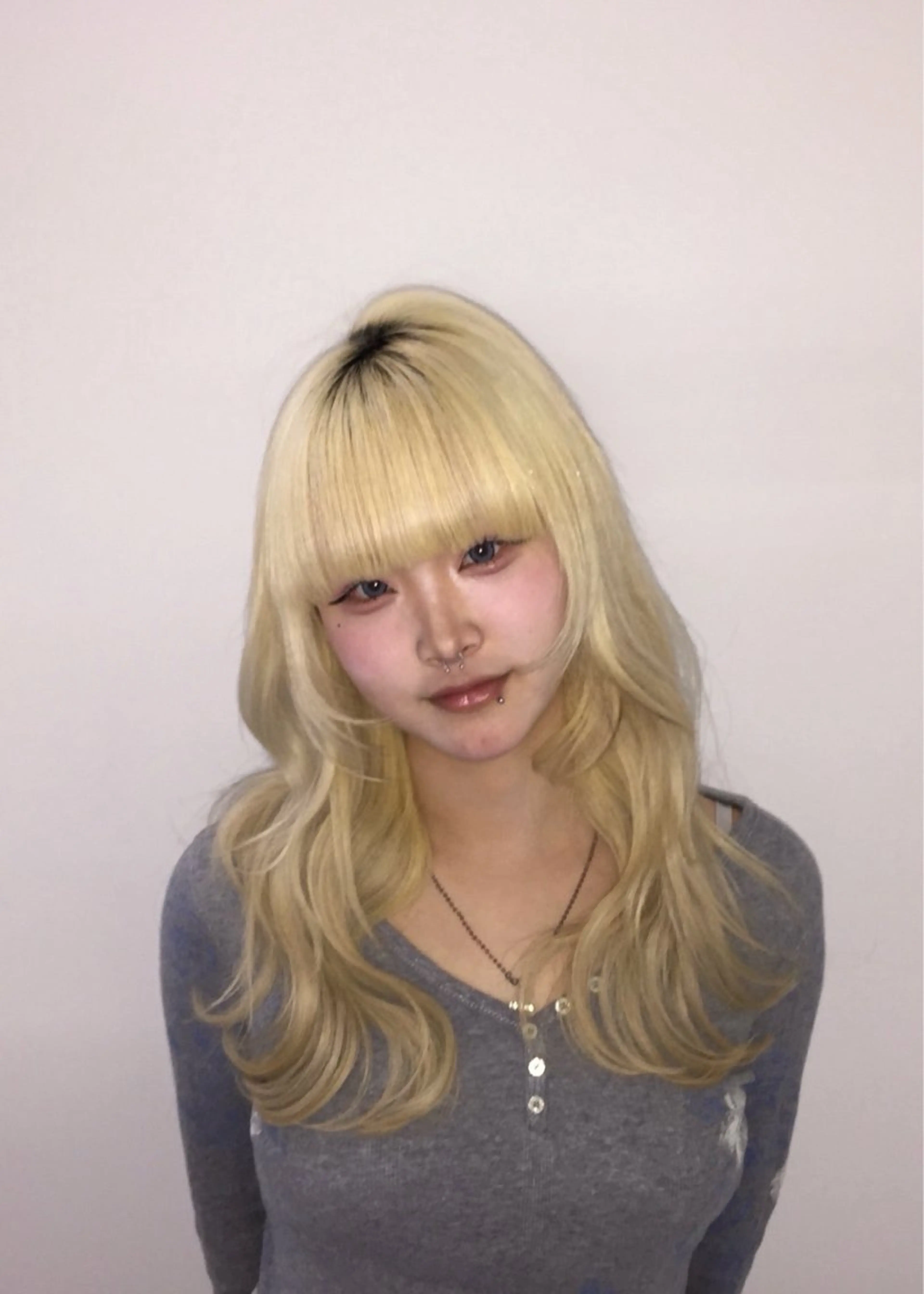 ロング カラー ヘアカラー ヒヤジョウ ユウナのヘアスタイル