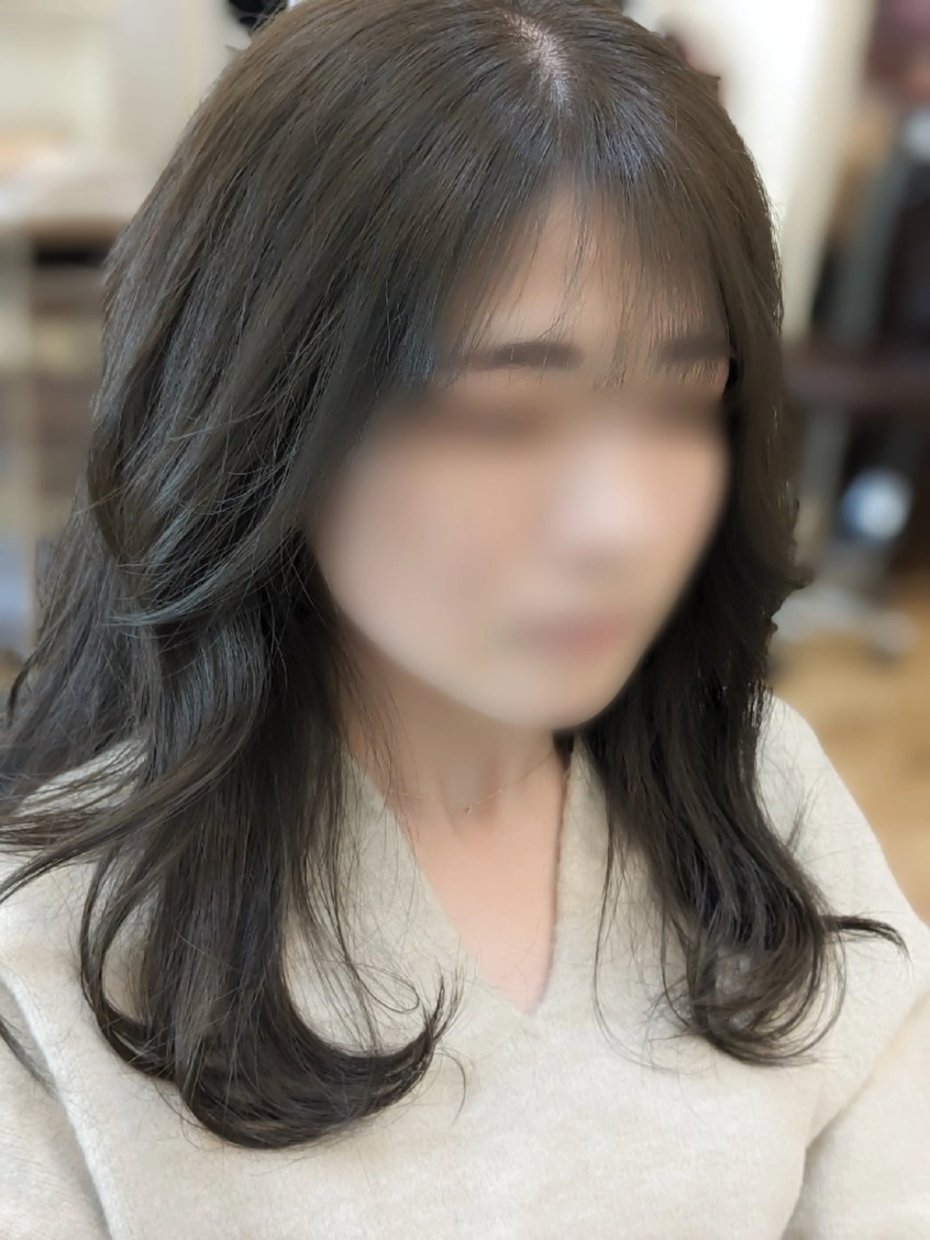 ロング カラー 加藤 彩のヘアスタイル