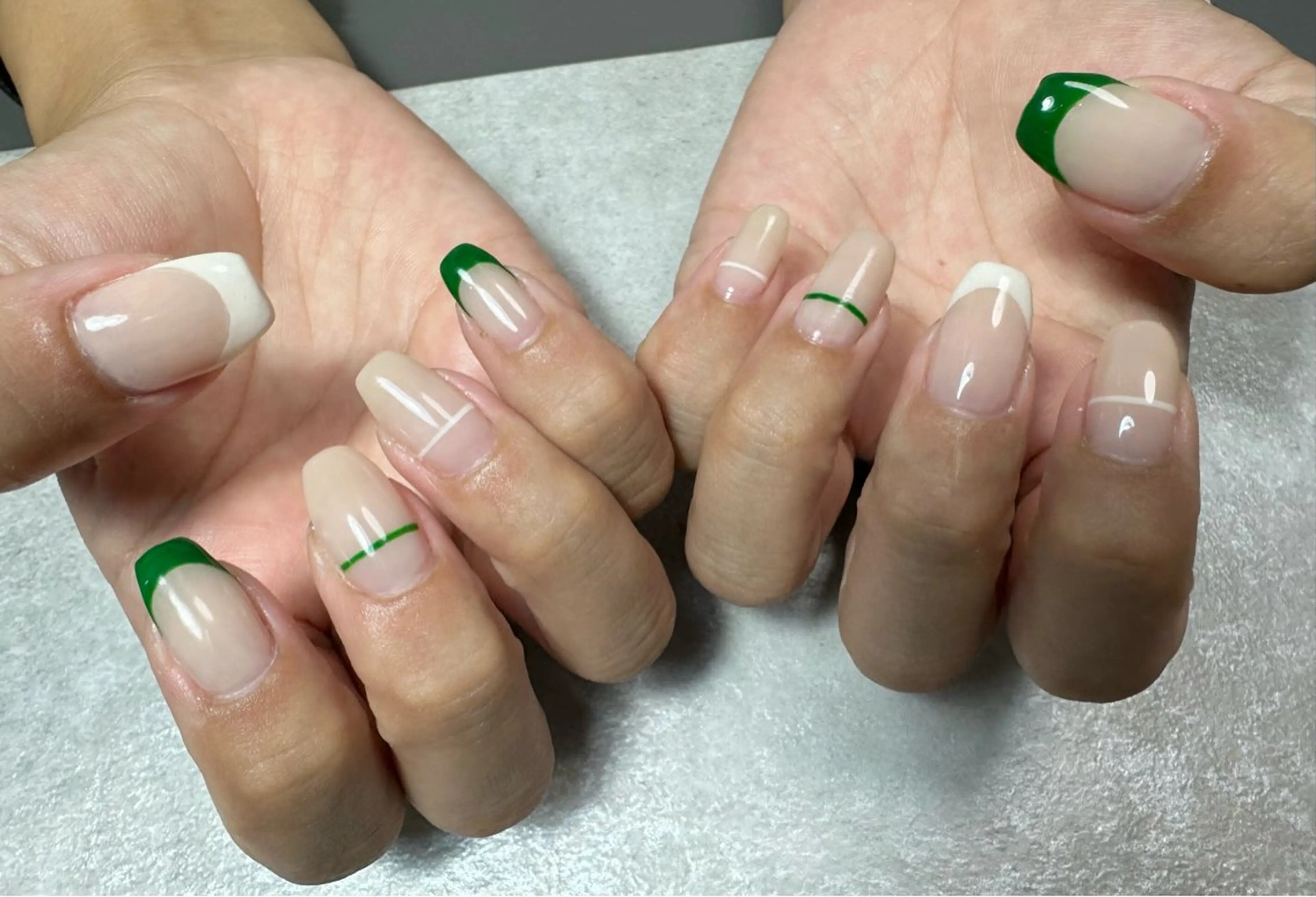 ネイル 12 designのネイルデザイン