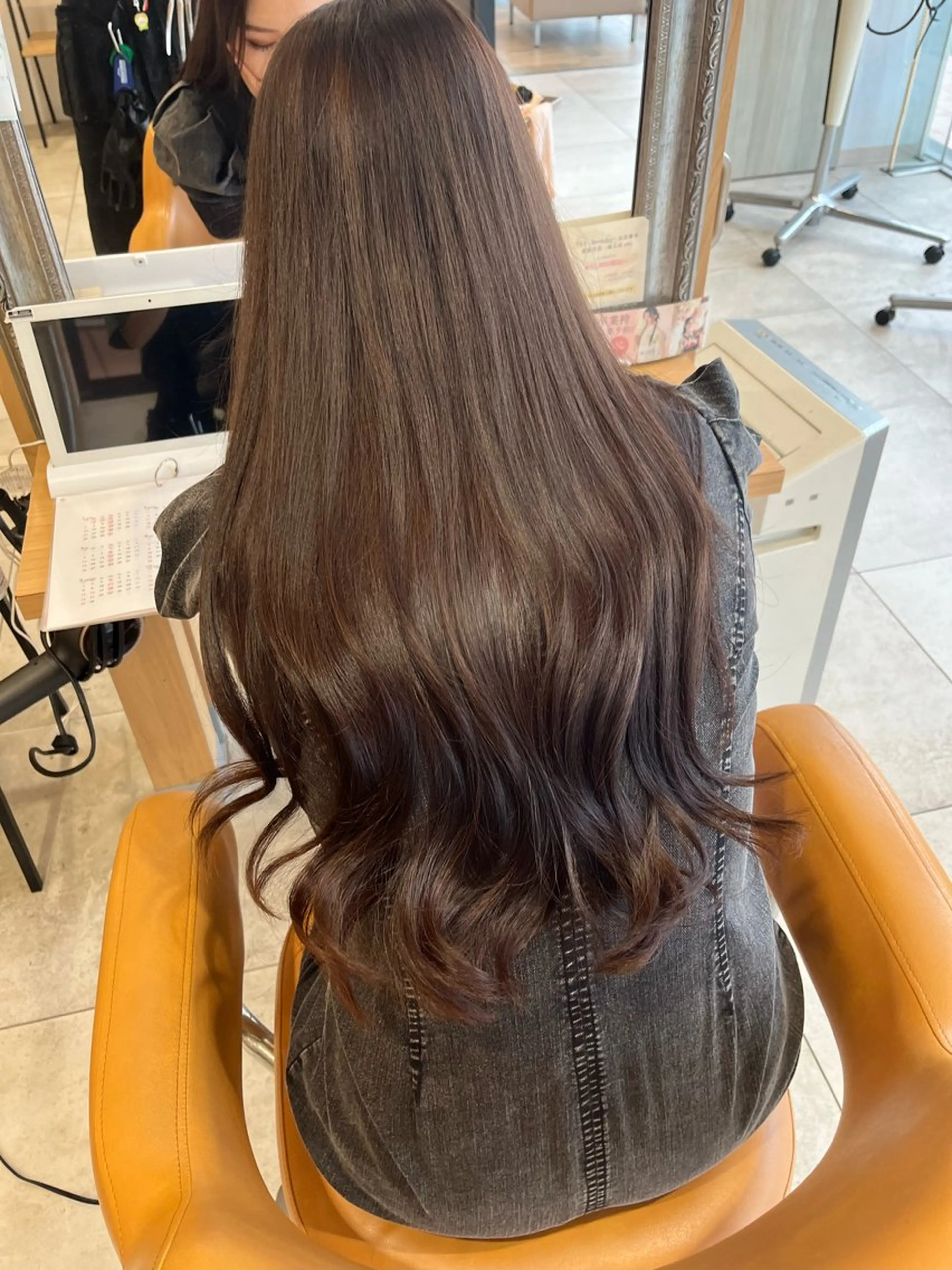 ロング カラー ラブーケ中川中島店 クラタチカコのヘアスタイル