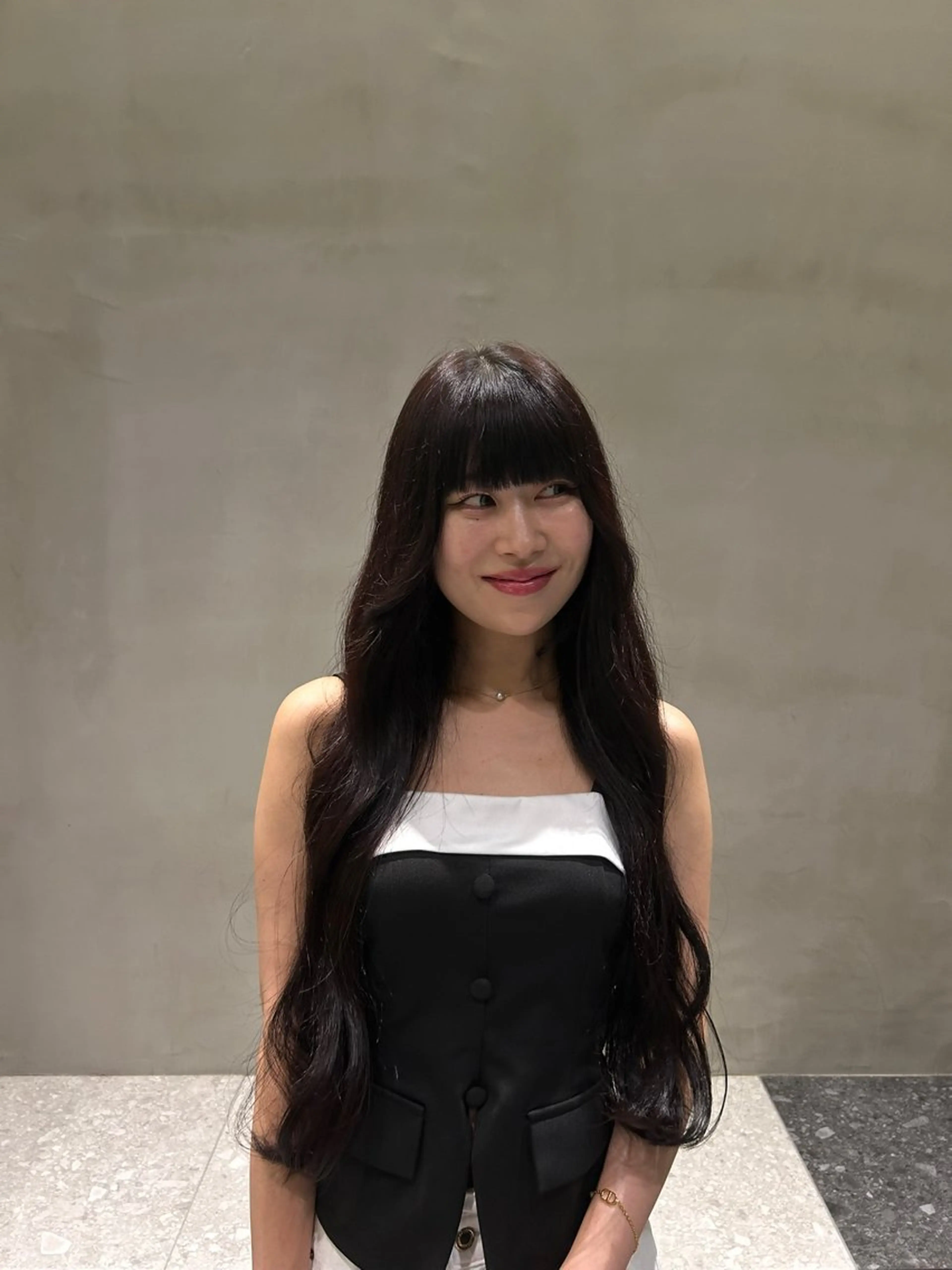 ロング カラー ロング トリートメント 廣野 芽唯奈のヘアスタイル