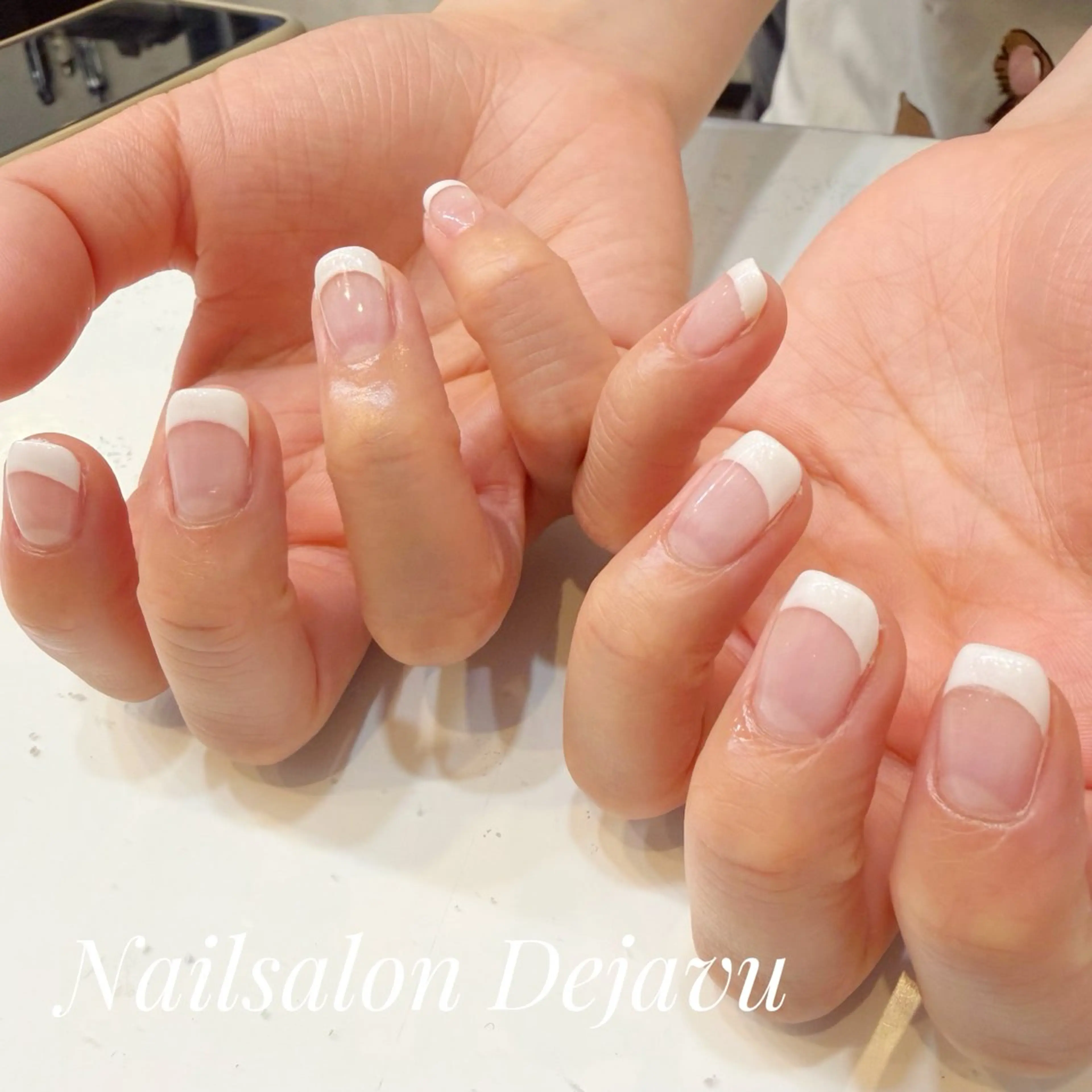 ネイル フレンチネイル ハンドネイル Nailsalon Dejavuのネイルデザイン
