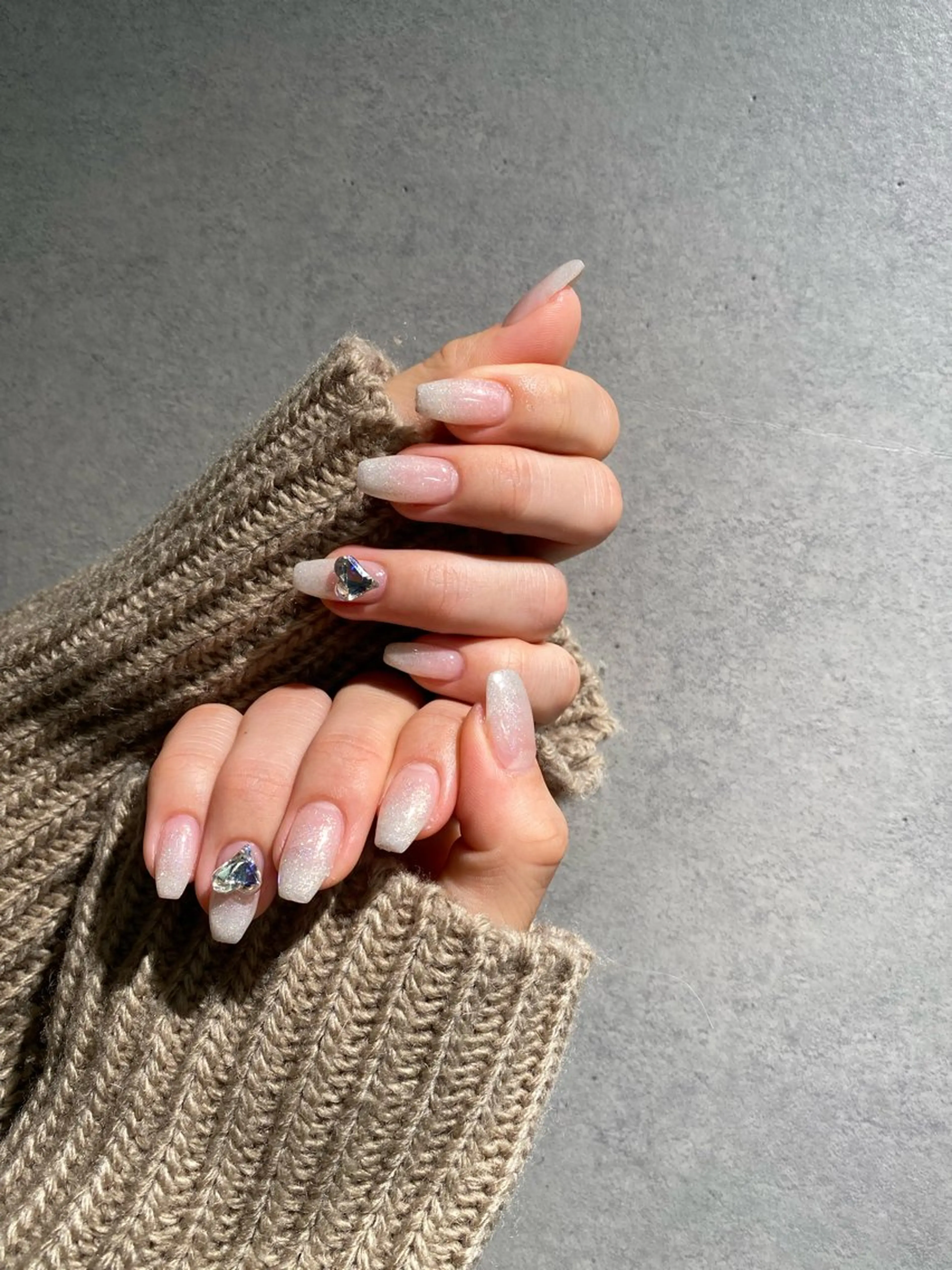 ネイル I-nailロング /ワンホン/キラキラのネイルデザイン