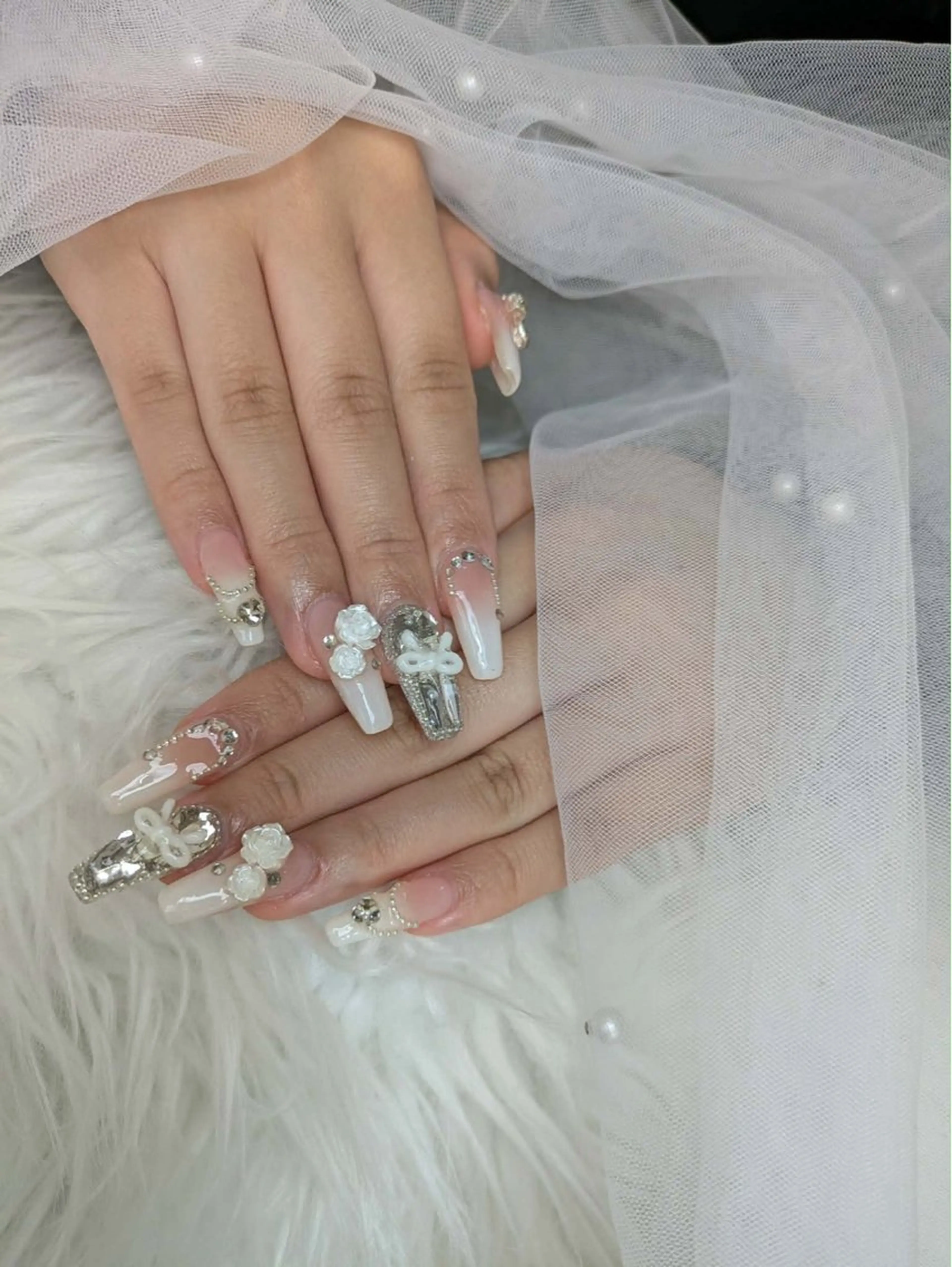 ネイル Queen Nail 柏店　クイーンネイルのネイルデザイン