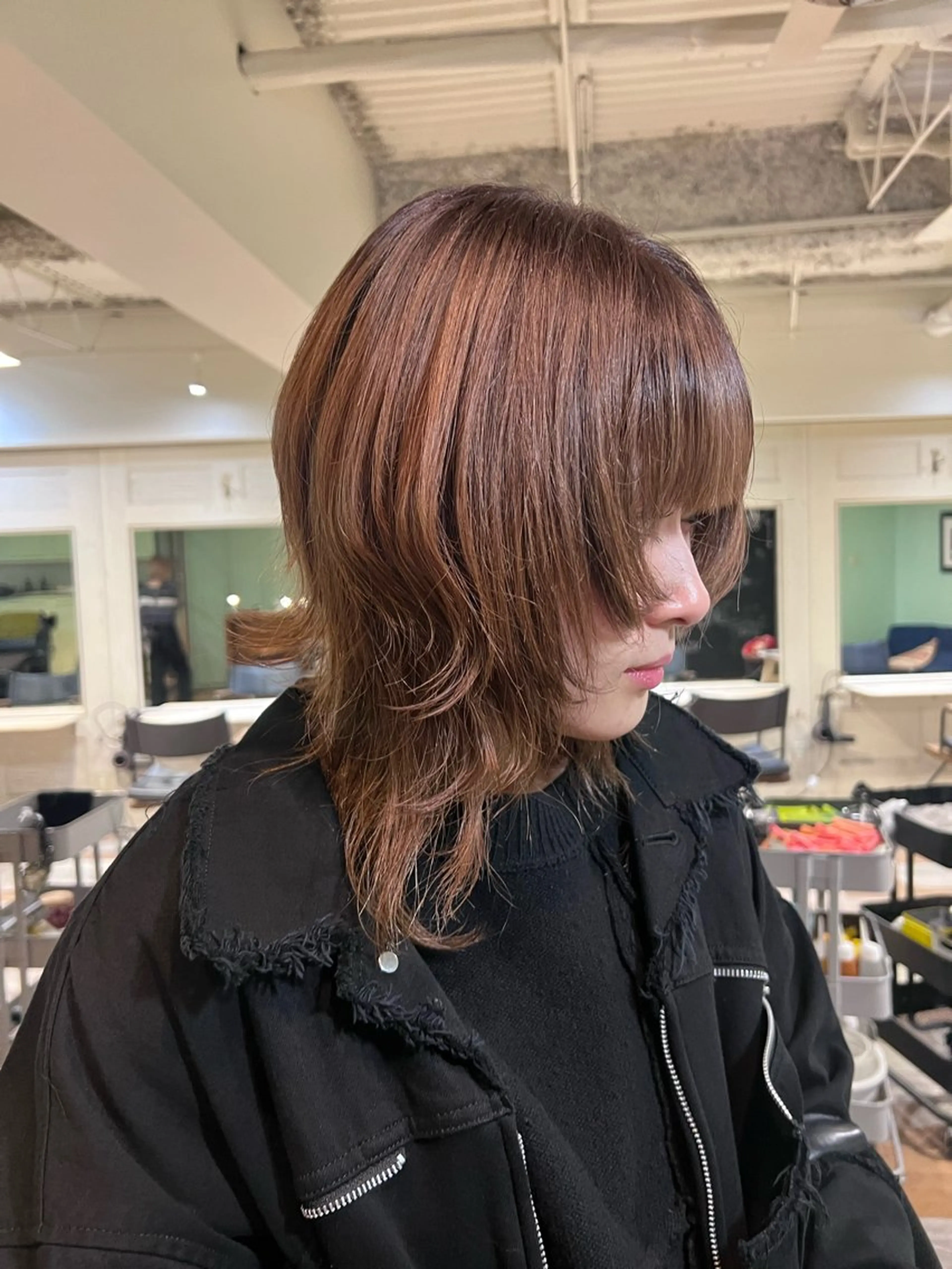 ミディアム カラー ウルフカット カット 🌈デザインヘア職人 Kaede🌈のヘアスタイル