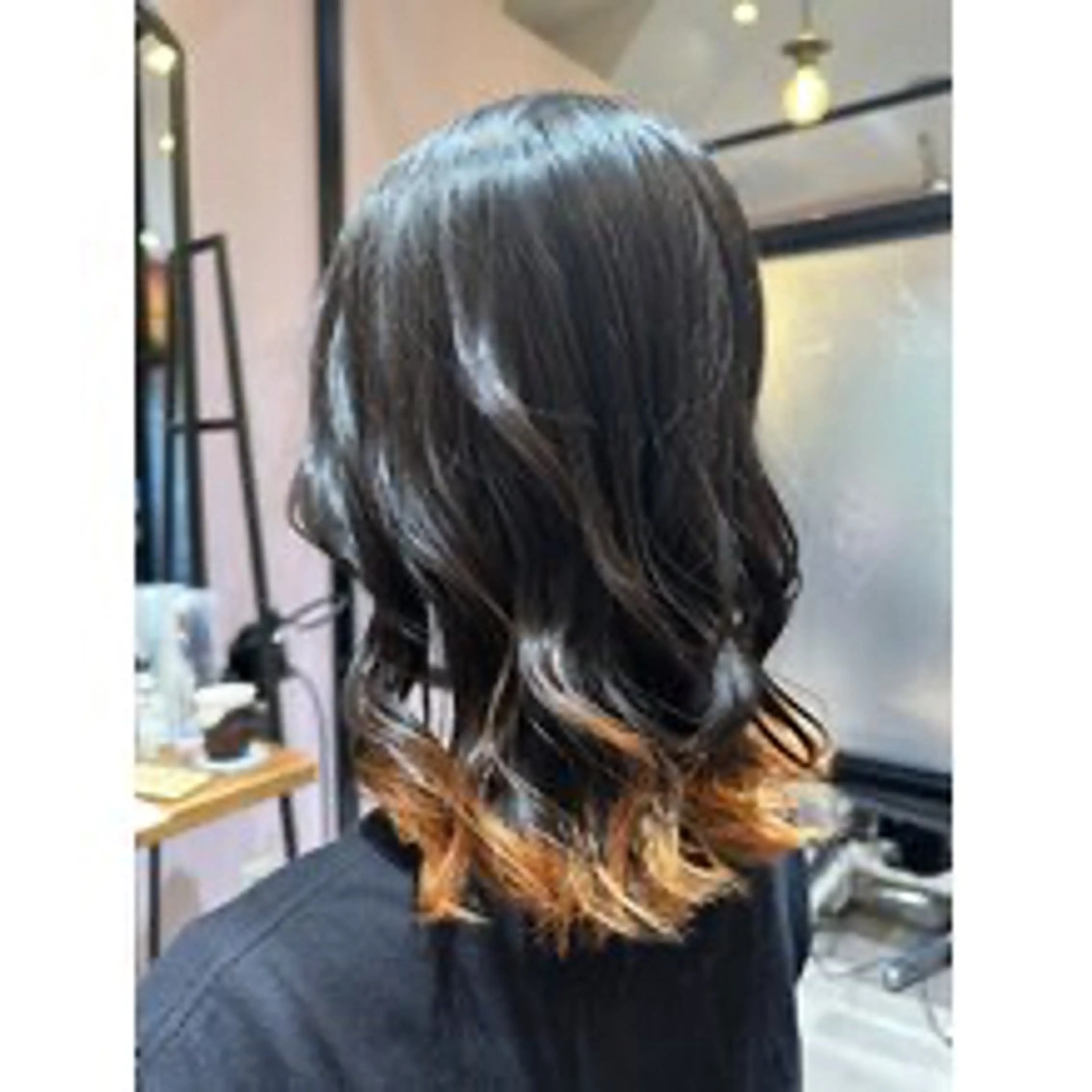 カラー ヘアカラー 梶 瑞希のヘアスタイル