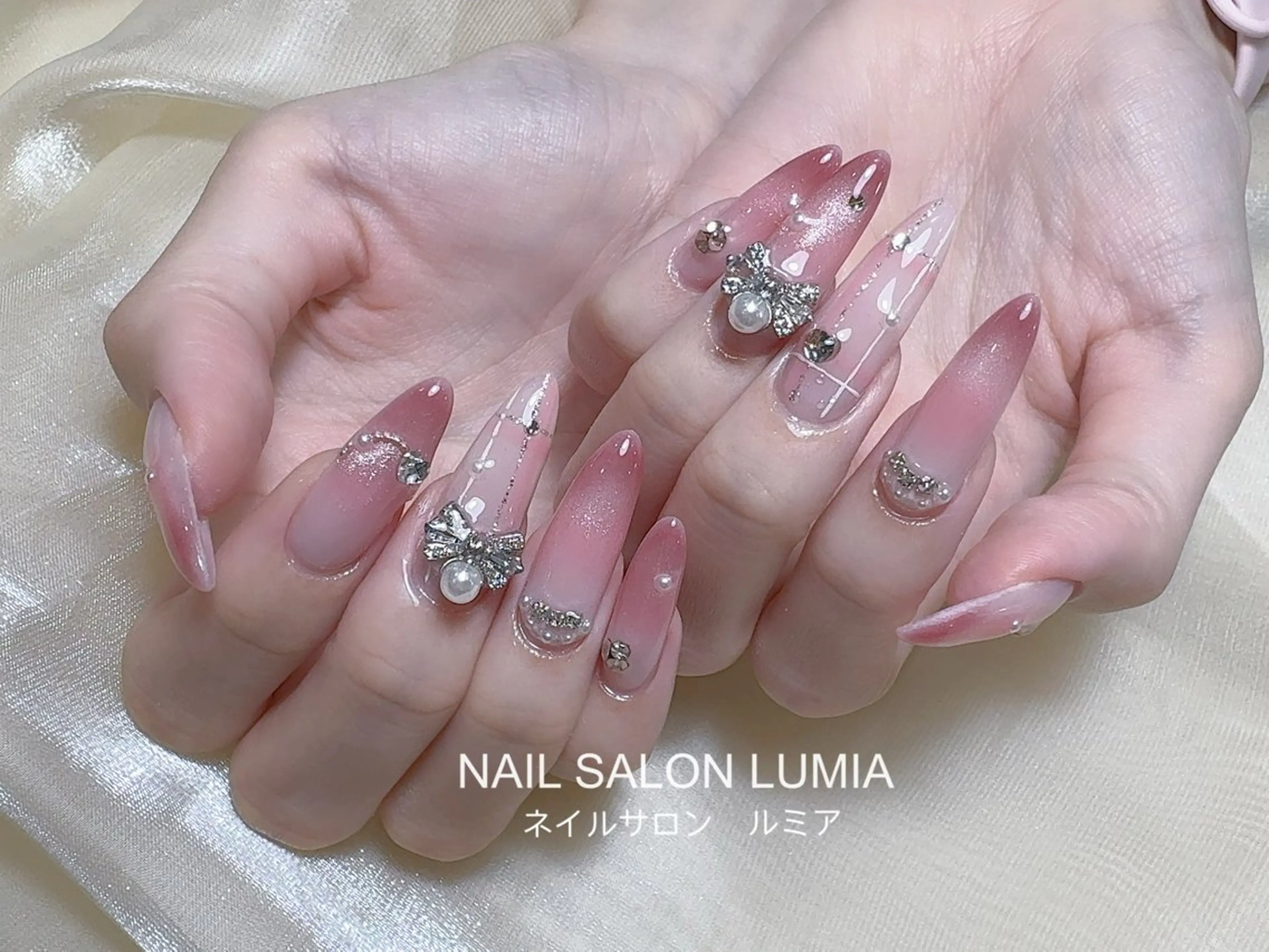 ネイル ハンドネイル ネイルサロン ルミア Lumia 店長のネイルデザイン