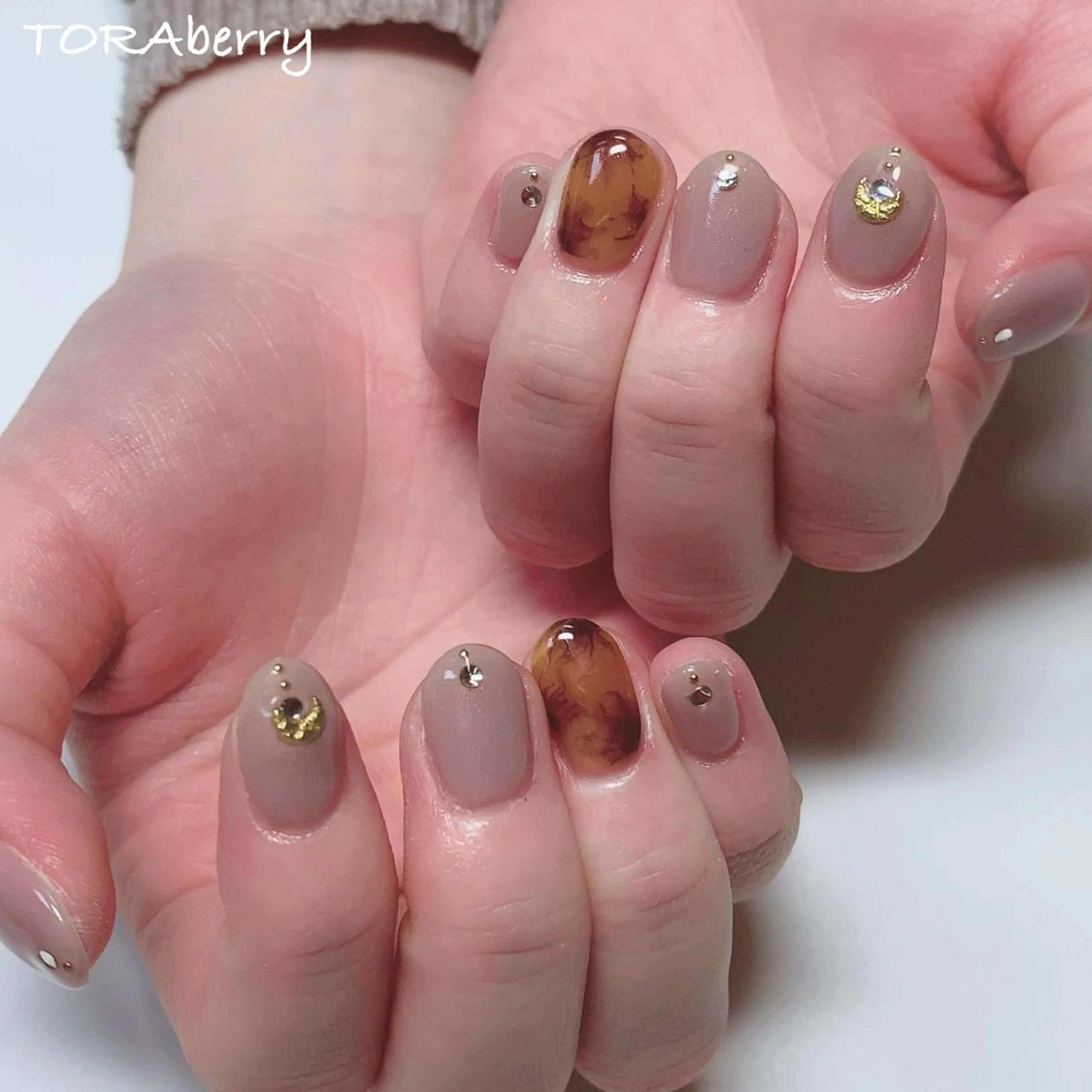 ネイル ハンドネイル ネイリスト なつみのネイルデザイン