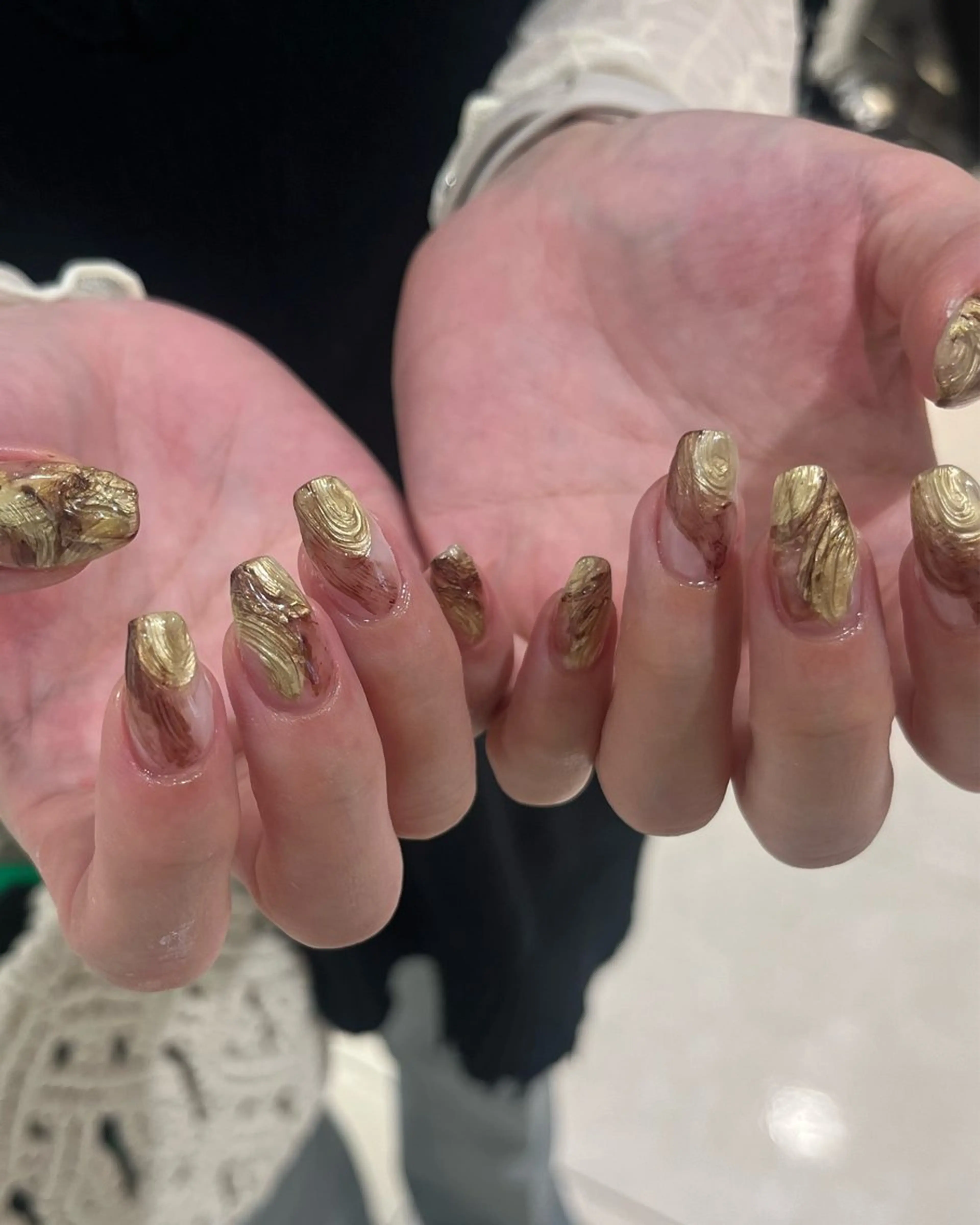 ネイル ブラウン ゴールド ニュアンスネイル ハンドネイル kanatsu yorikoのネイルデザイン