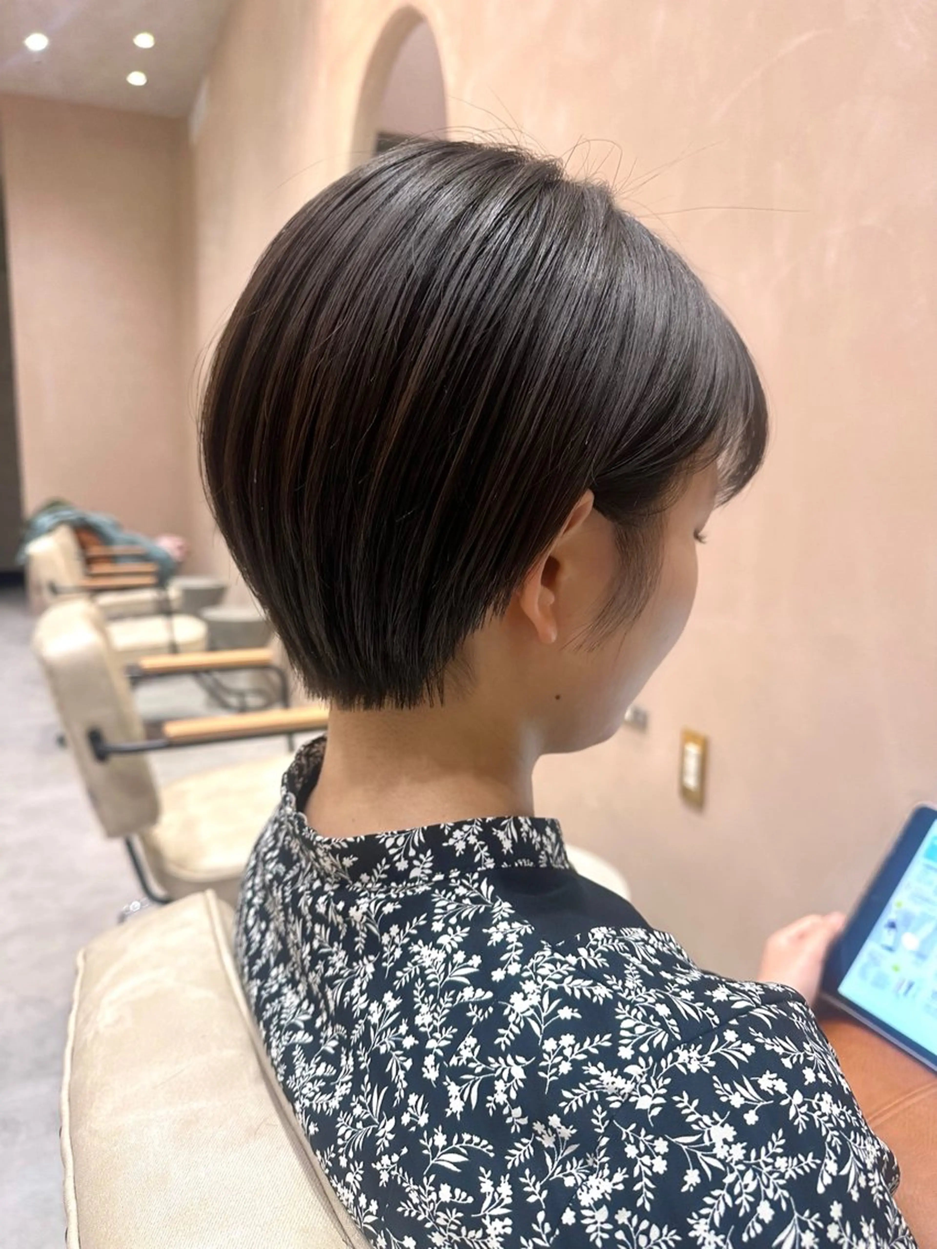 ショート カラー 越後 遥/ 透明感カラー🪞🤍のヘアスタイル