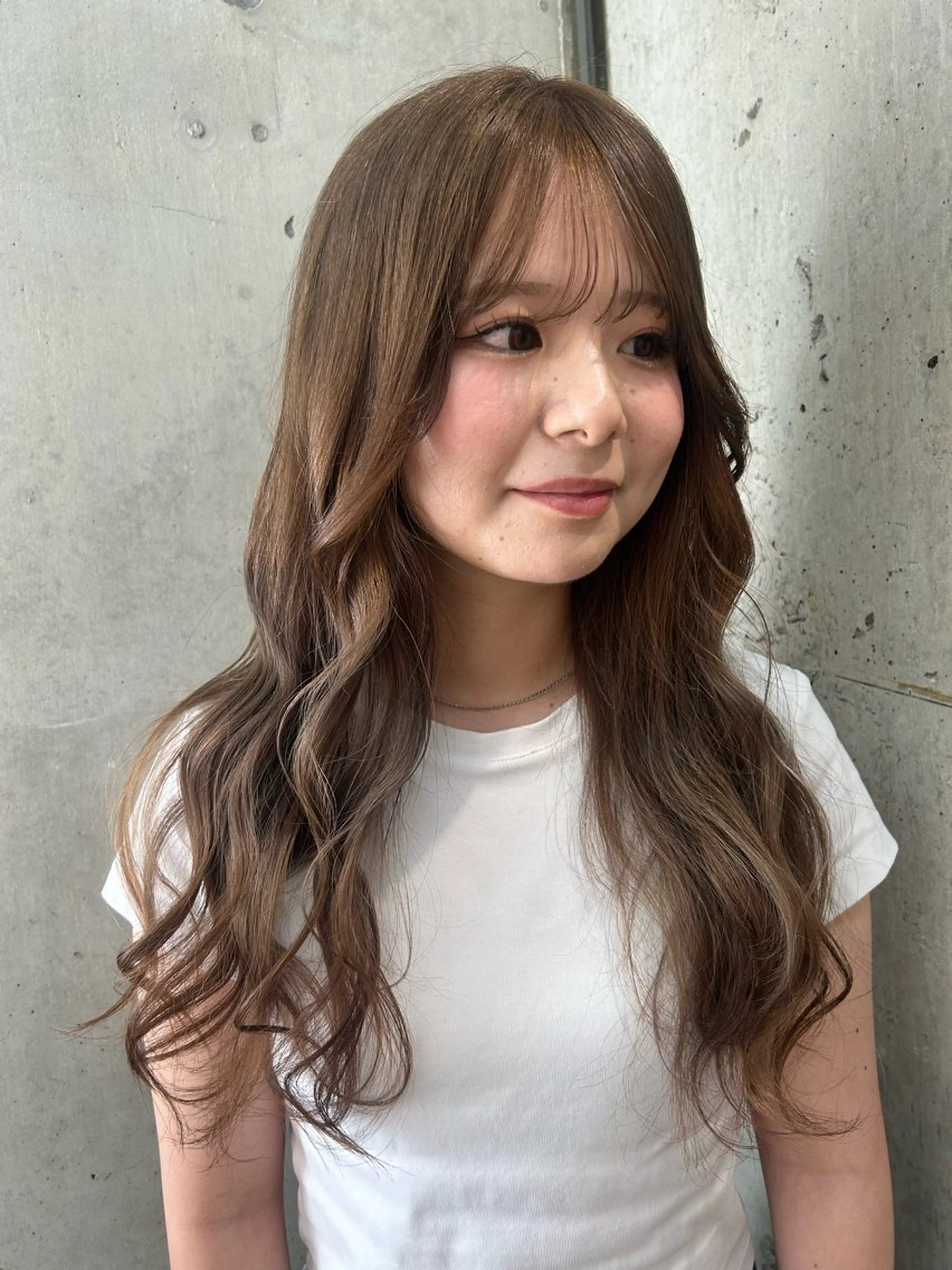 カラー ベージュカラー [lani ] konatsuのヘアスタイル
