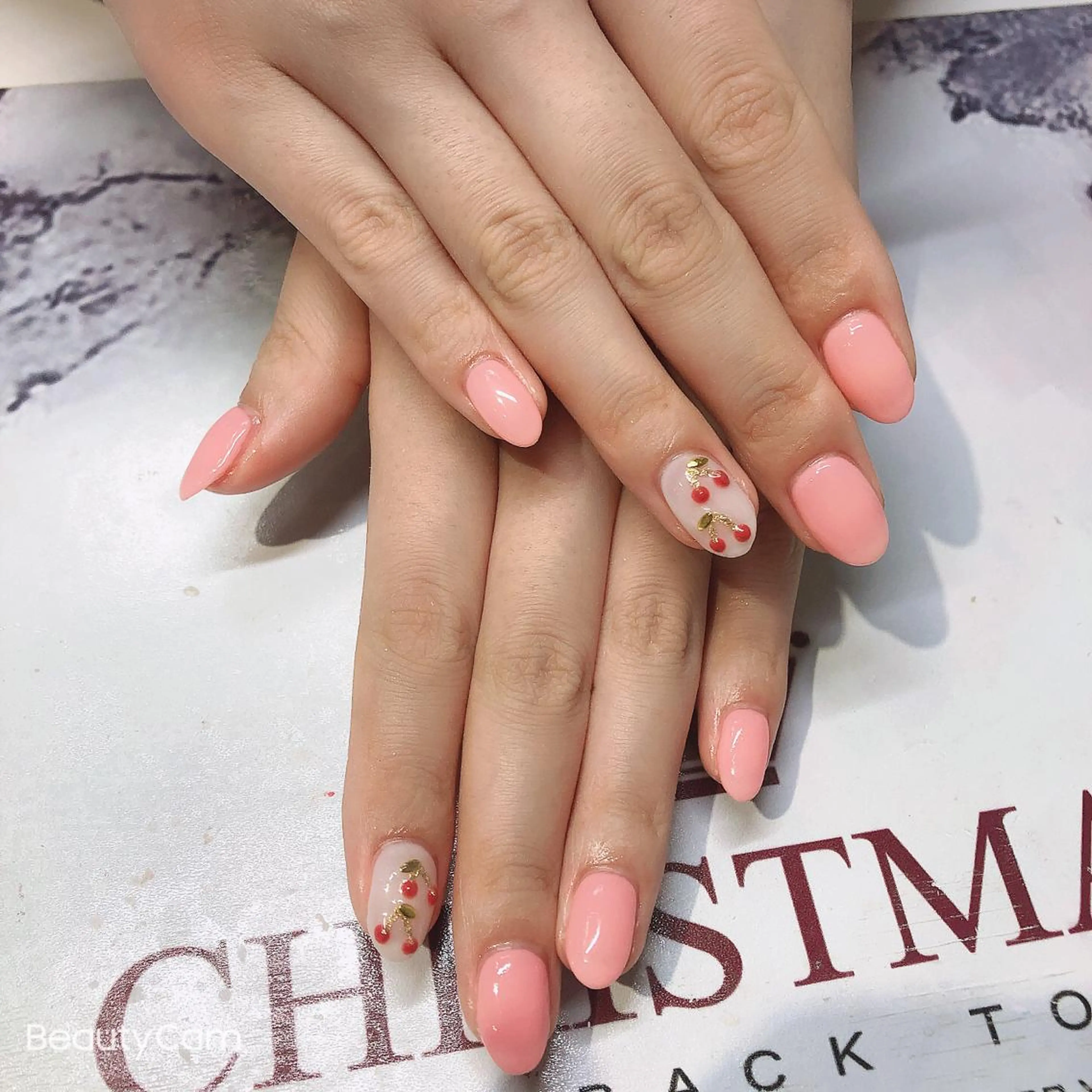 ネイル ガレンドウ 白澤 愛子のネイルデザイン