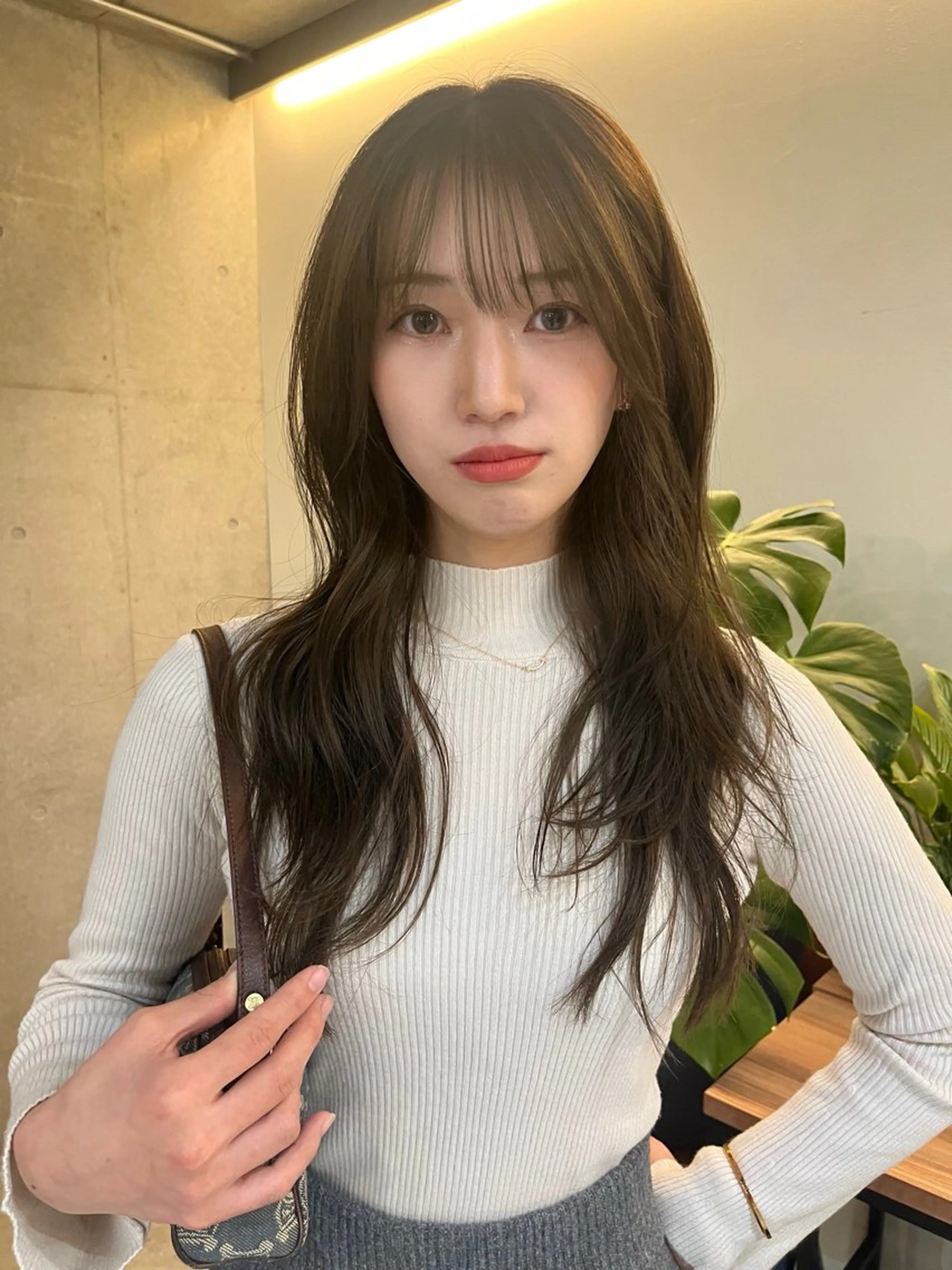 ロング ロングレイヤー ハッシュカット レイヤーカット ロング シャギー カット ヘアカラー レイヤーカット\ウル フ　chinatsuのヘアスタイル