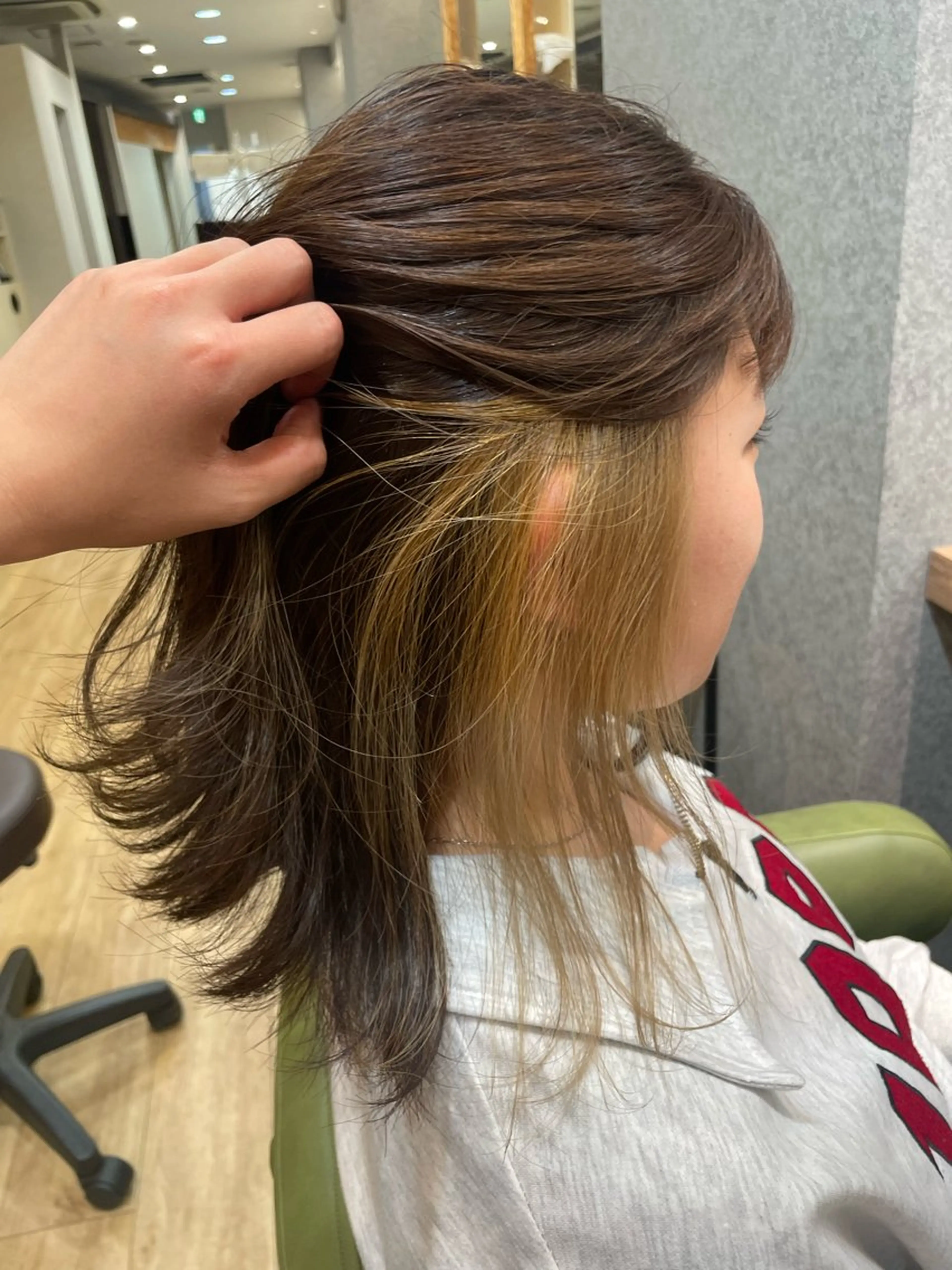 ミディアム カラー ブリーチ イヤリングカラー 髪質改善/Bloss om🌷高橋沙衣のヘアスタイル