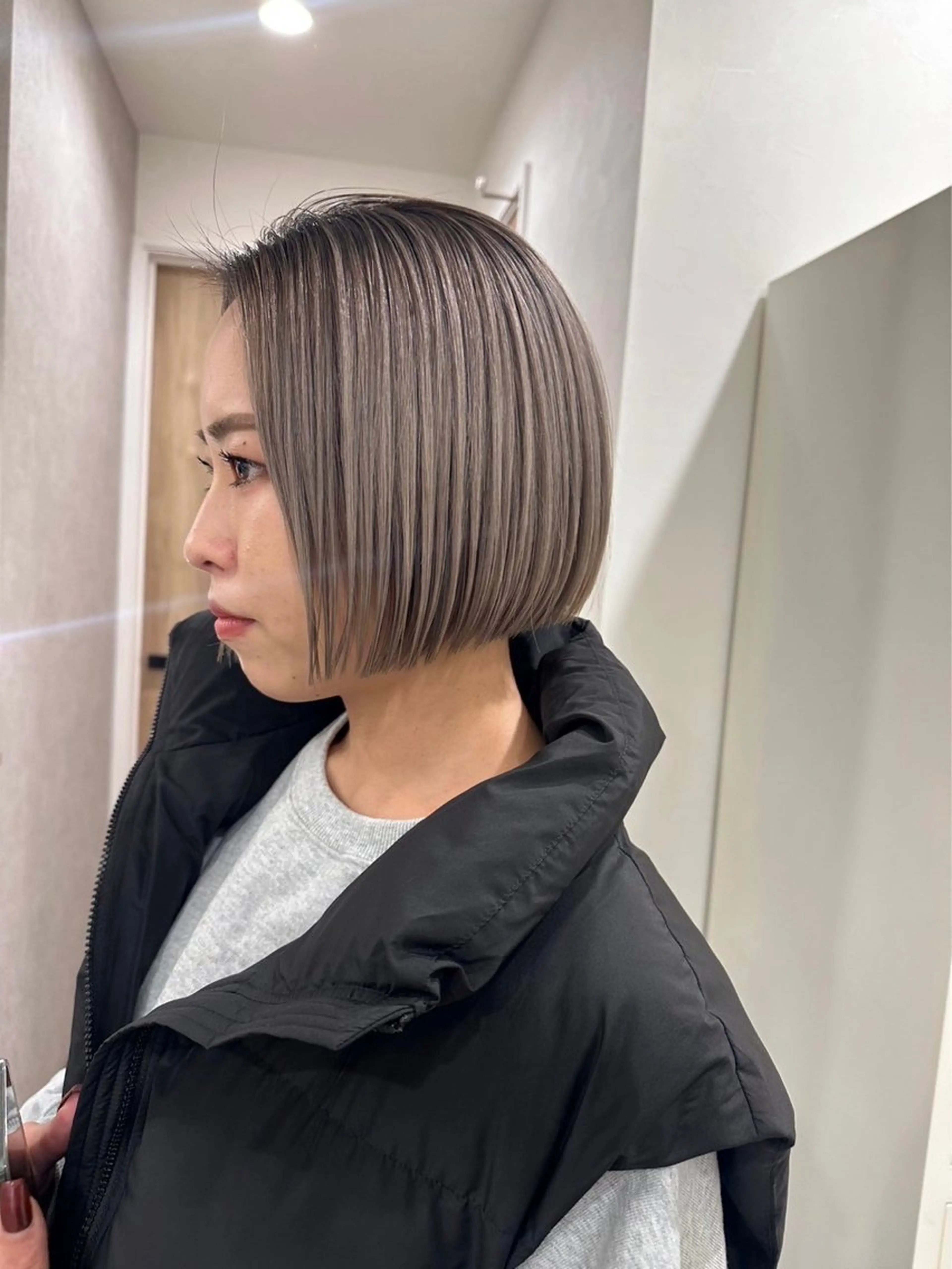 ショート カラー anon Loemのヘアスタイル