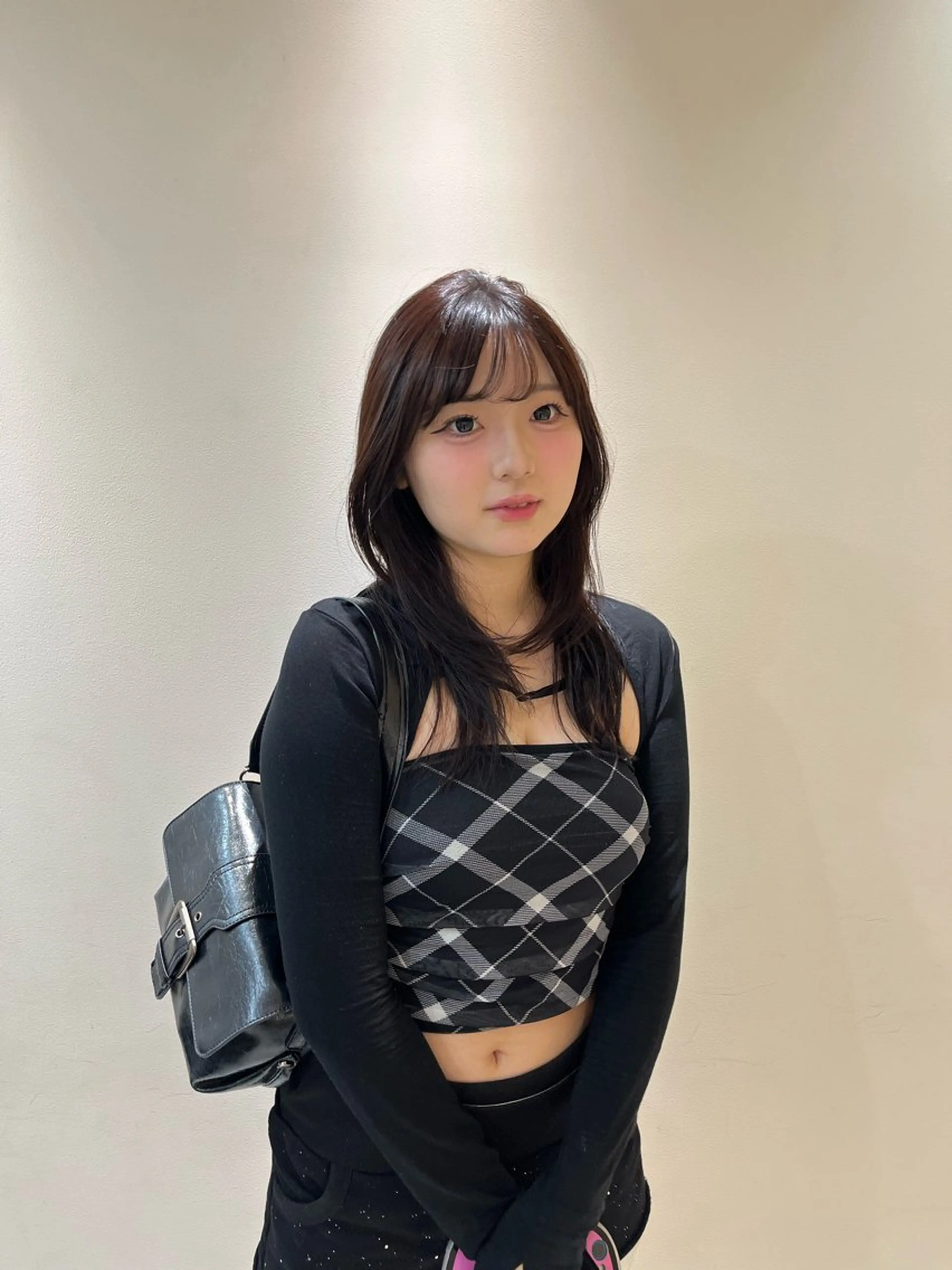 ロング カラー ハイレイヤー レイヤーカット ロング 新開 夏菜のヘアスタイル