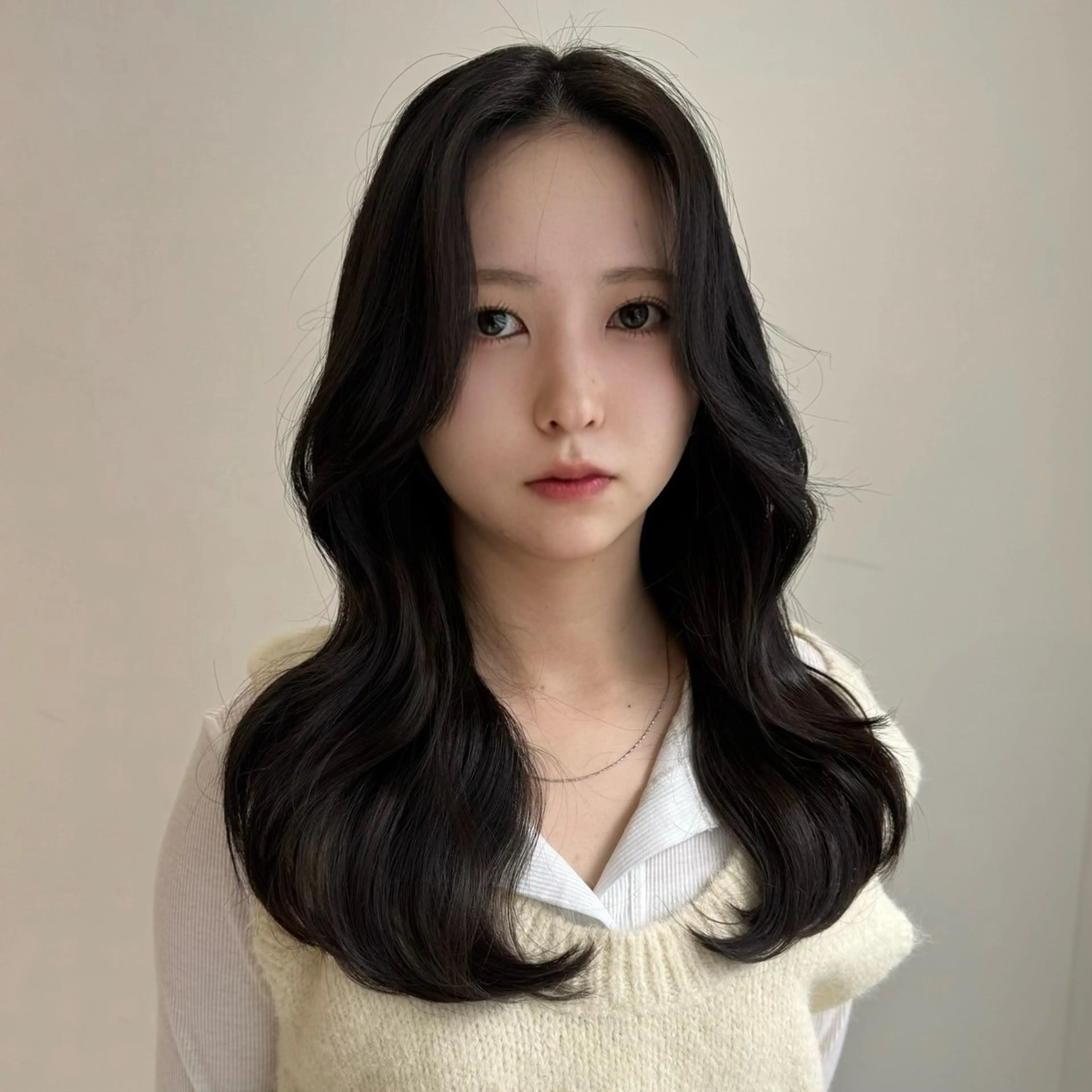 ロング カラー ロング トリートメント カット ヘアカラー トリートメント SHICENEケイ レイヤーカット🦋のヘアスタイル