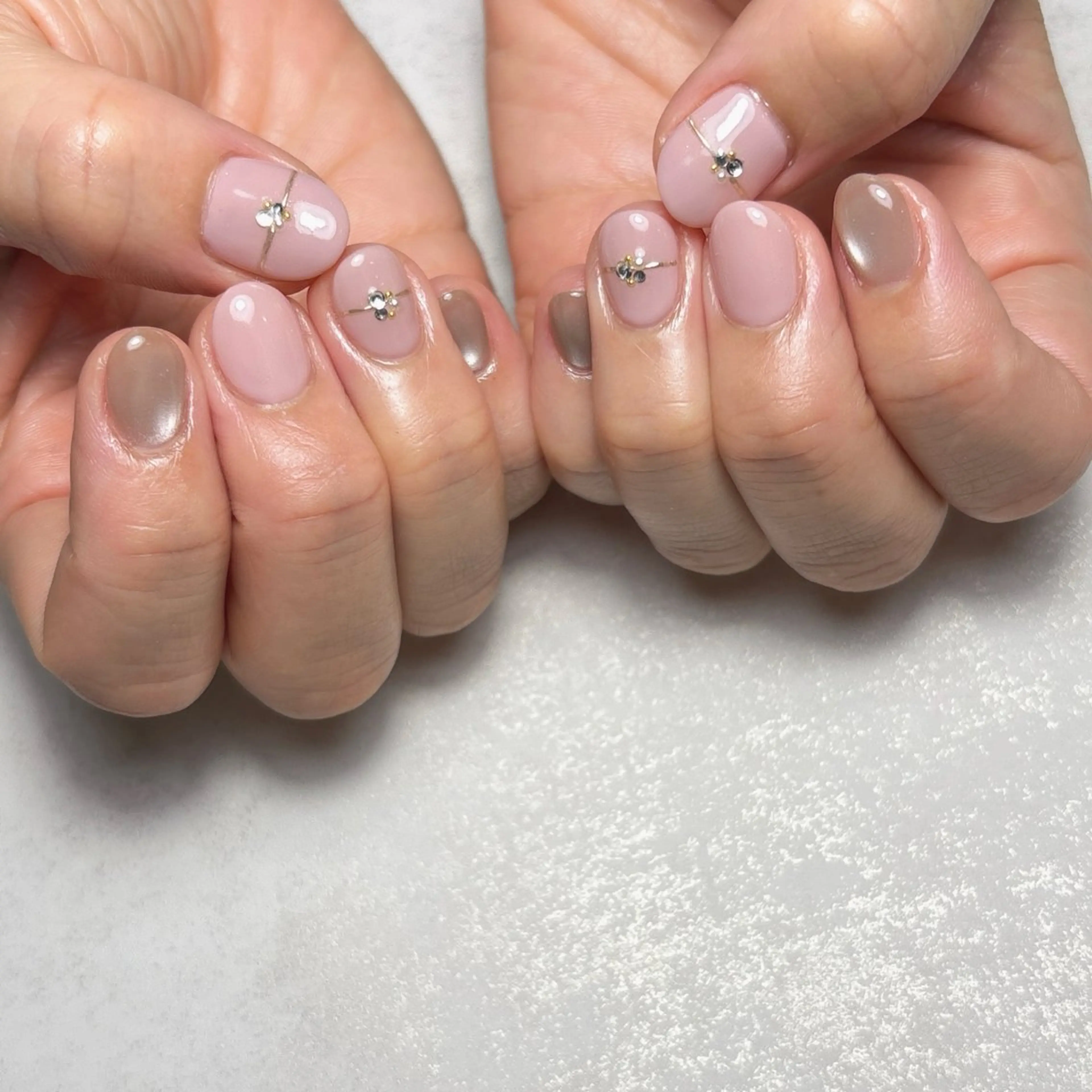 ネイル オフィスネイル ハンドネイル Li-Fra MIKUのネイルデザイン