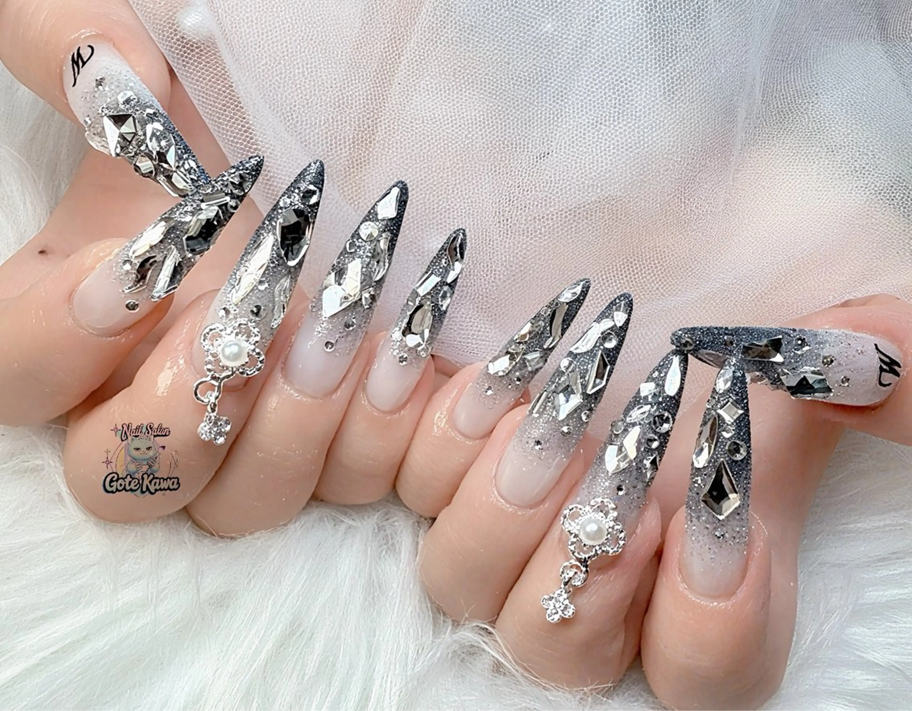 ネイル ハンドネイル ハンドケア Gote Kawa nail salonのネイルデザイン