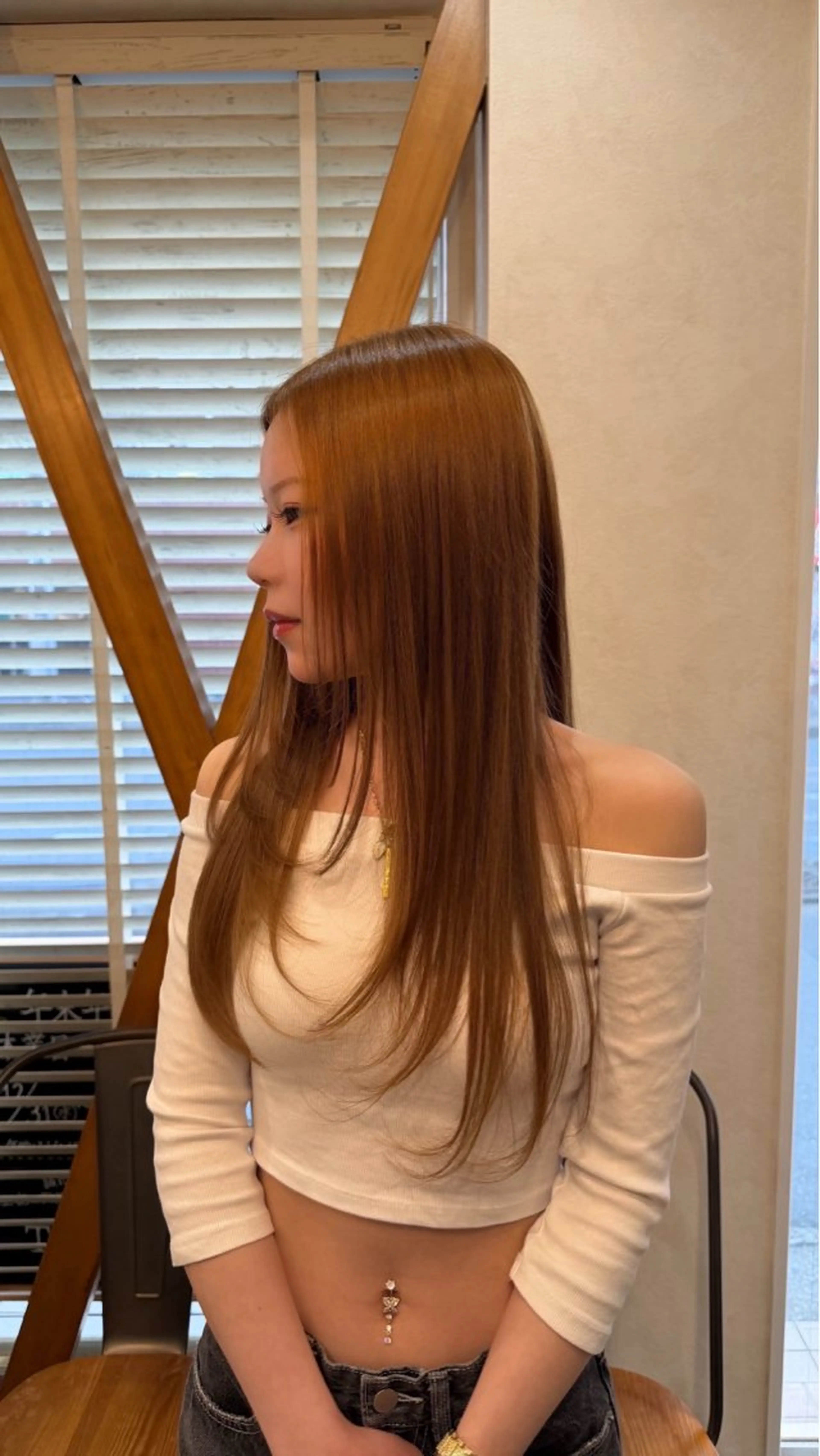 ロング レイヤーカット カット ヘアカラー 松本 羅華のヘアスタイル
