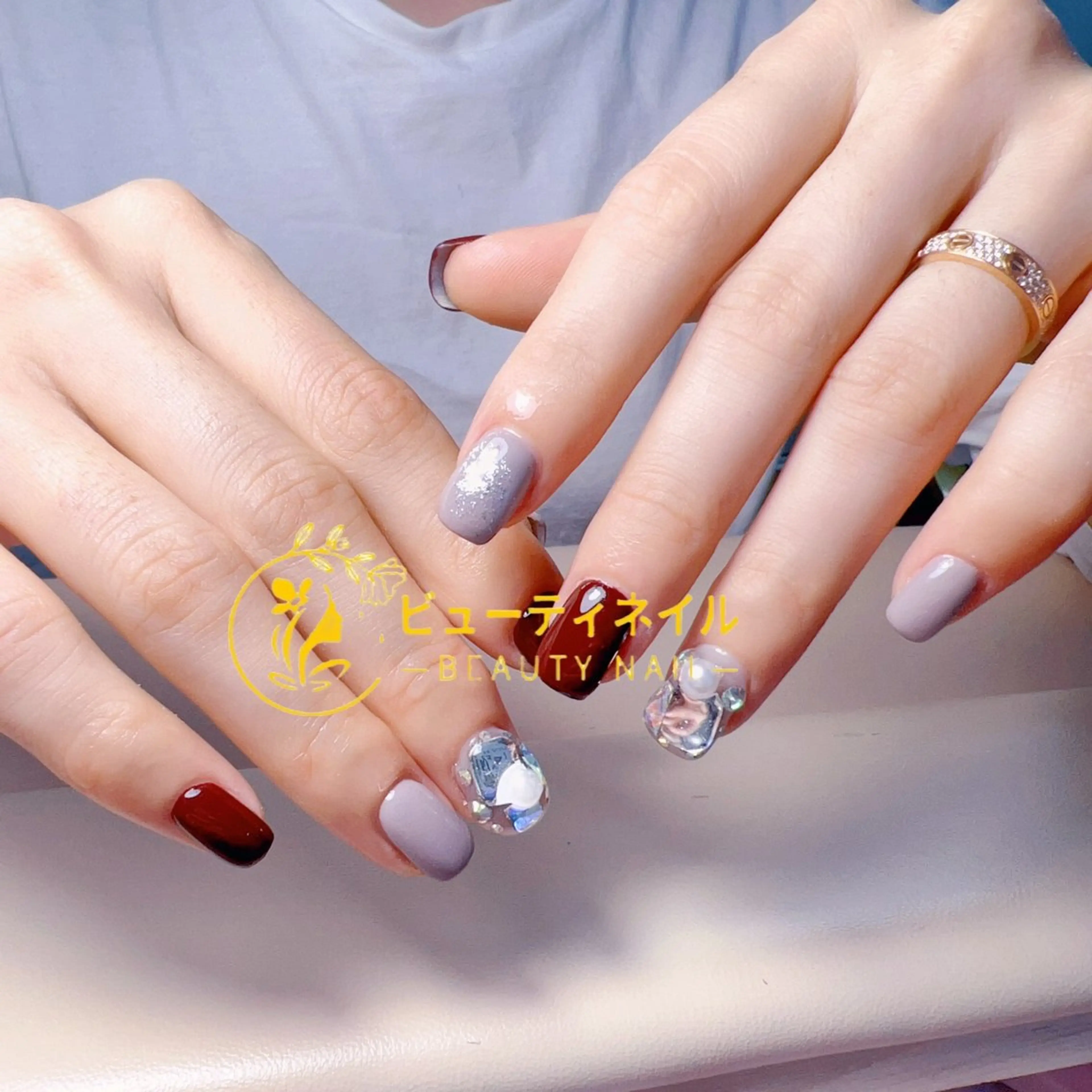 ネイル 長さ出し ジェルネイル Moonstone Salonのネイルデザイン