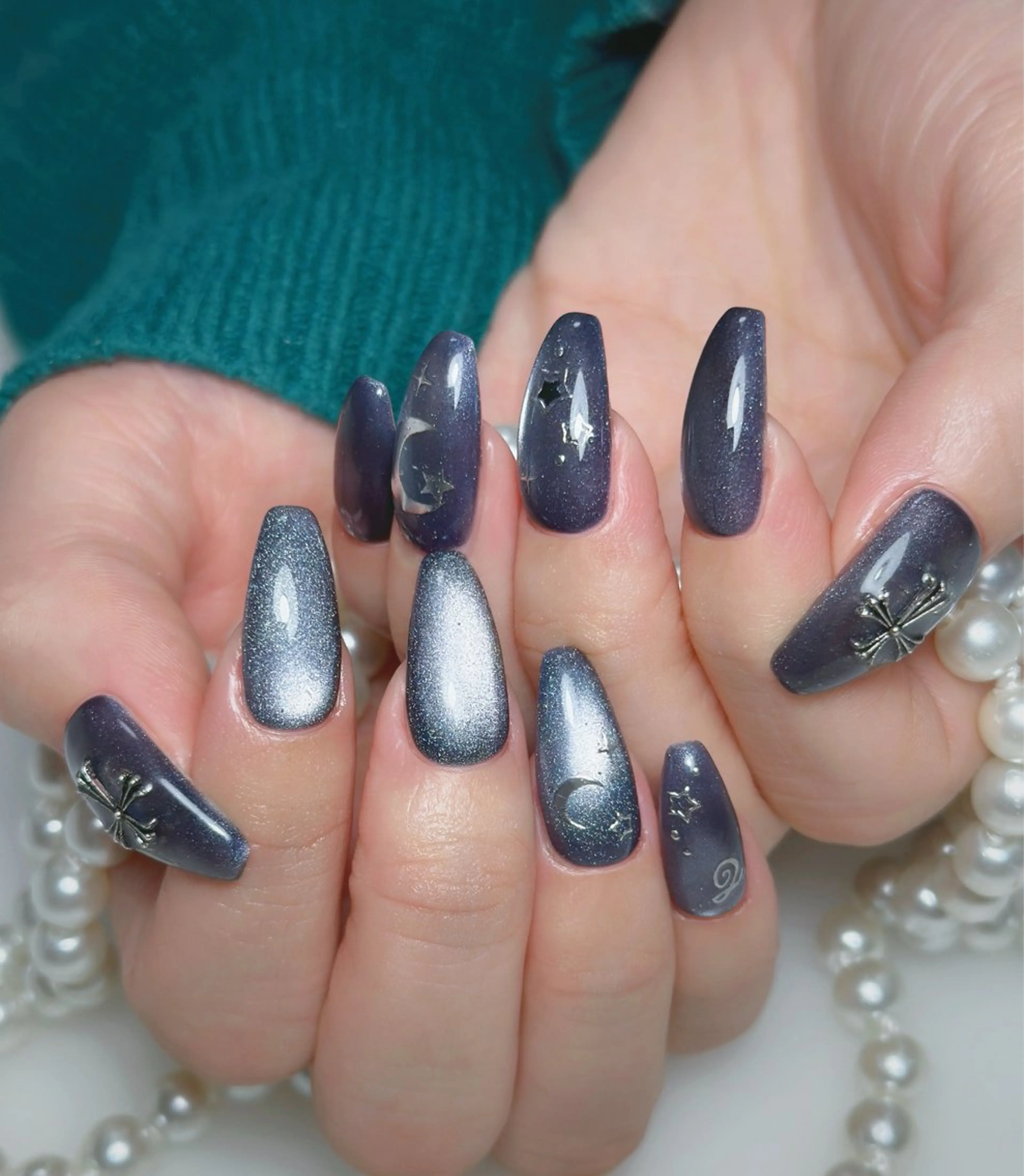 ネイル オーロラネイル 長さ出し フットネイル 韓国ネイル ラメ(グリッター) 👍thumbs up nail👍のネイルデザイン