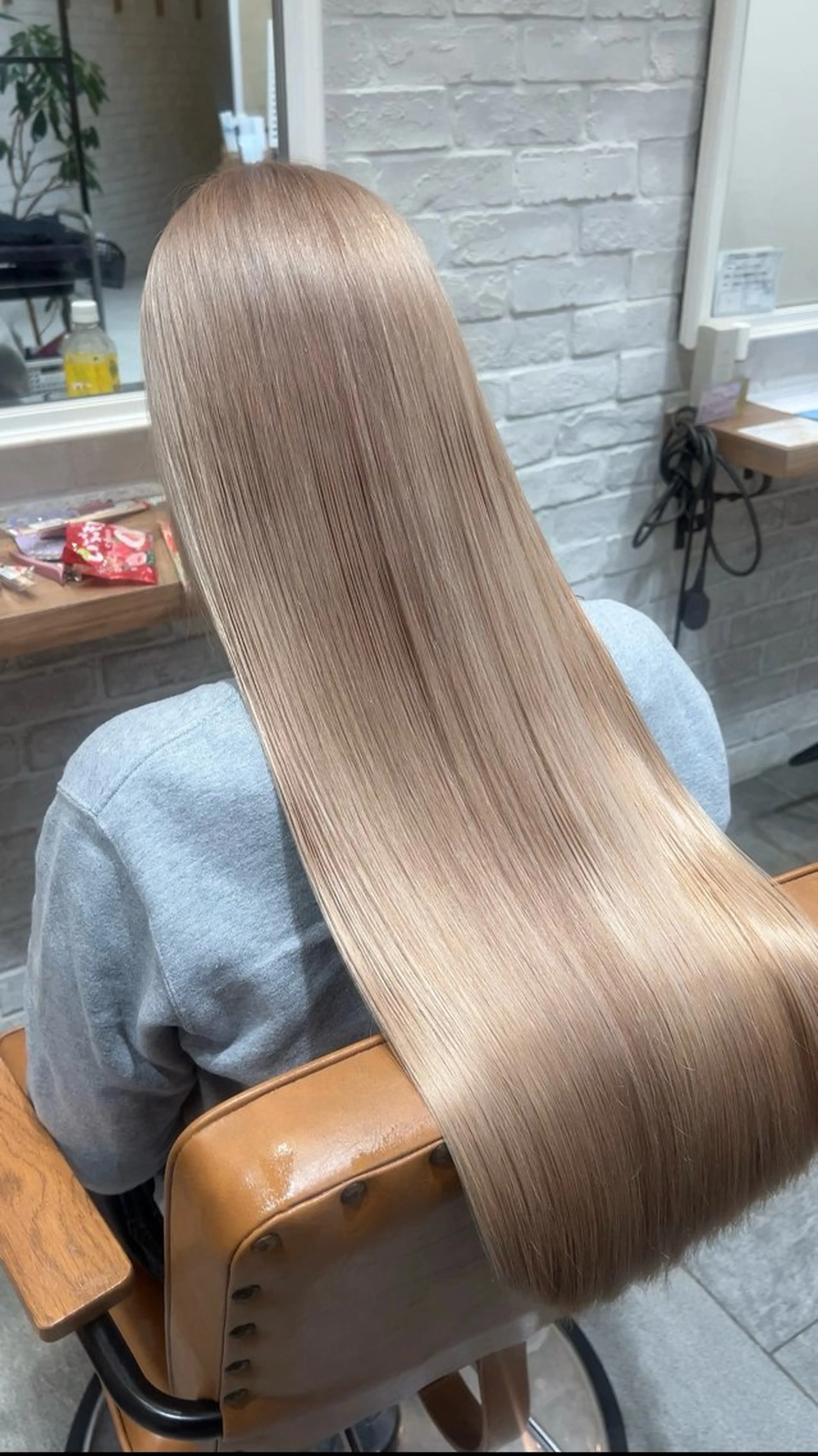 【ブリーチwカラー➕ダメージ補習トリートメント🔥】の写真