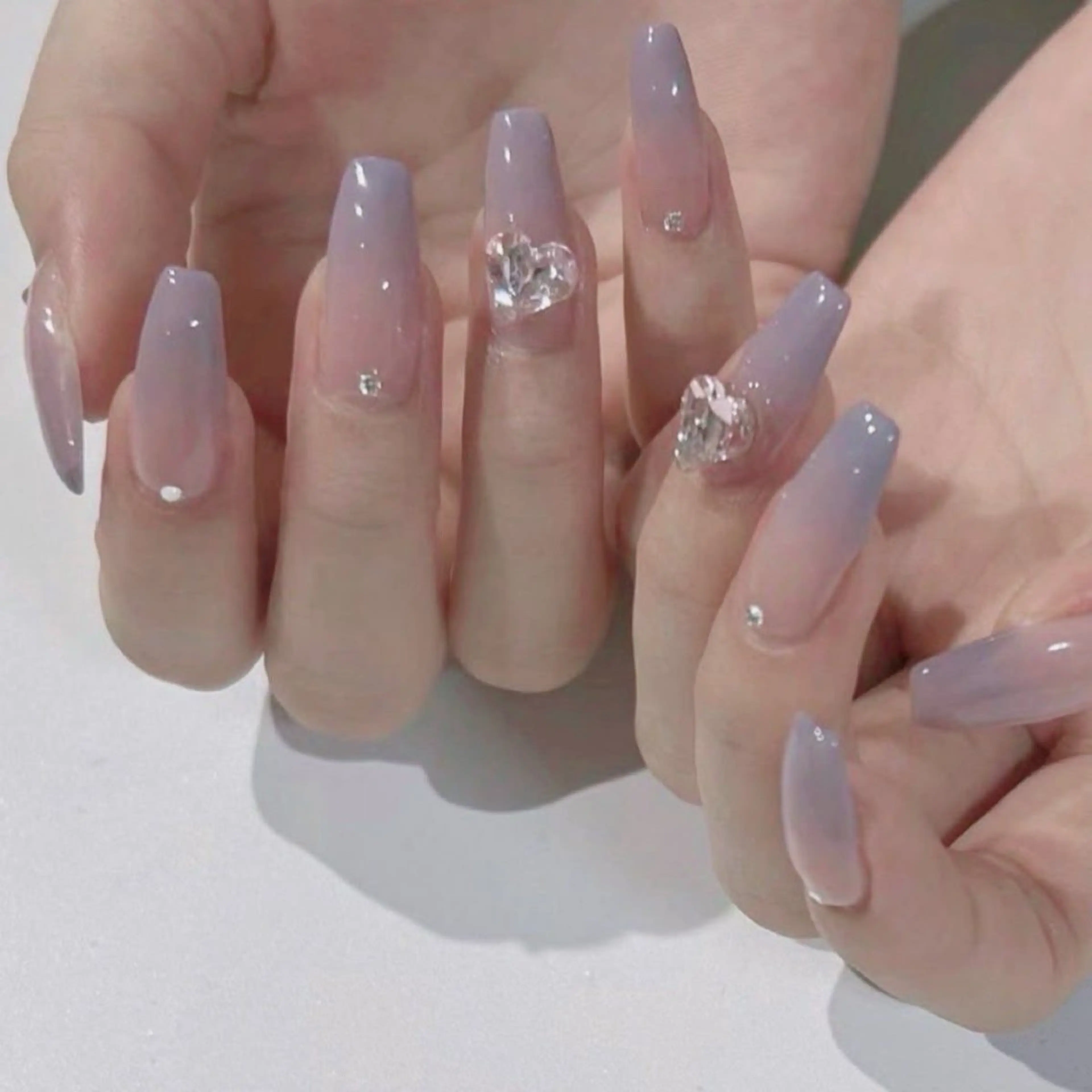 ネイル オーロラネイル チークネイル 長さ出し フットネイル フレンチネイル ハンドネイル Lee Nailsのネイルデザイン