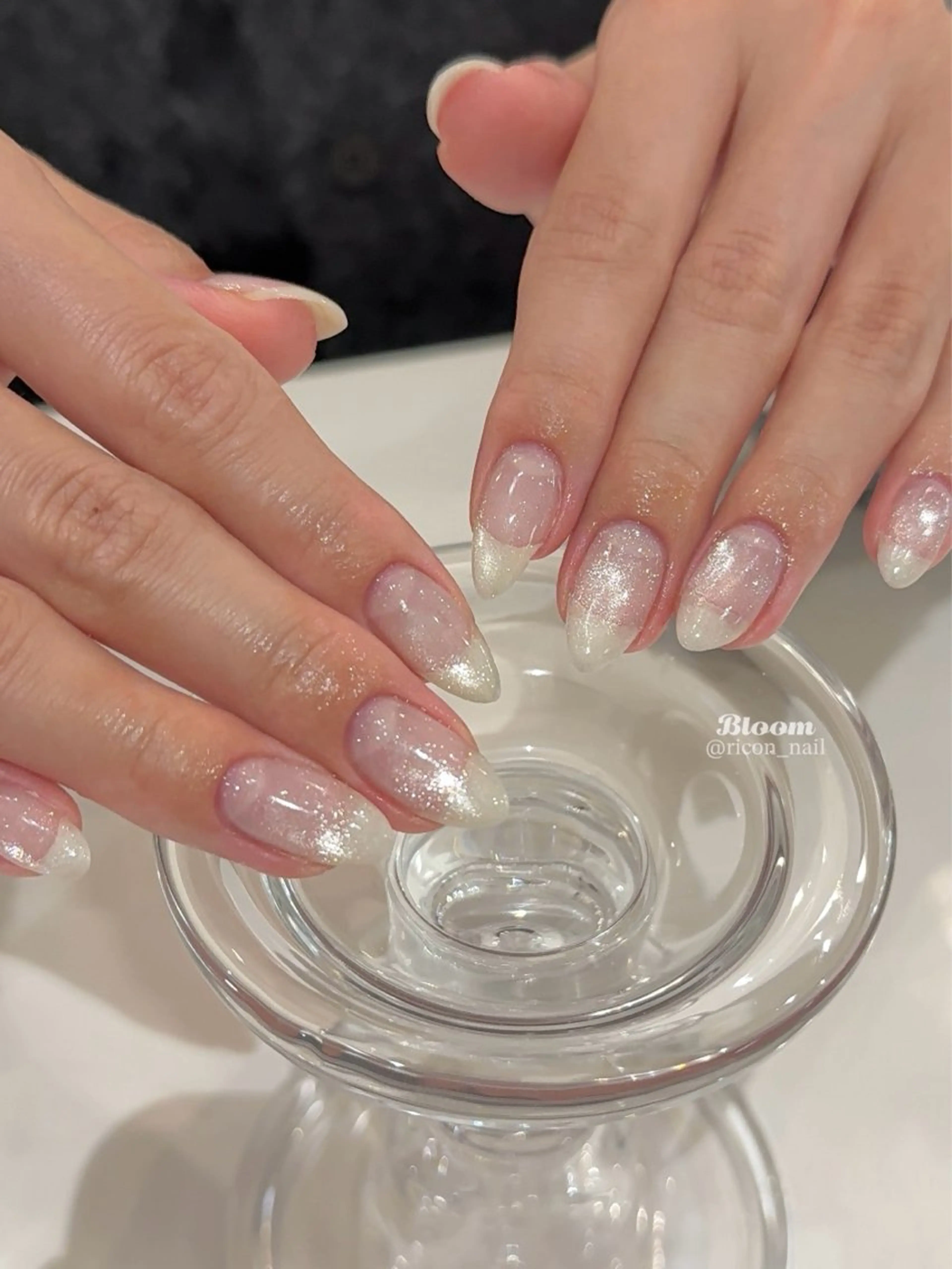 ネイル マグネットネイル Bloom 莉子のネイルデザイン