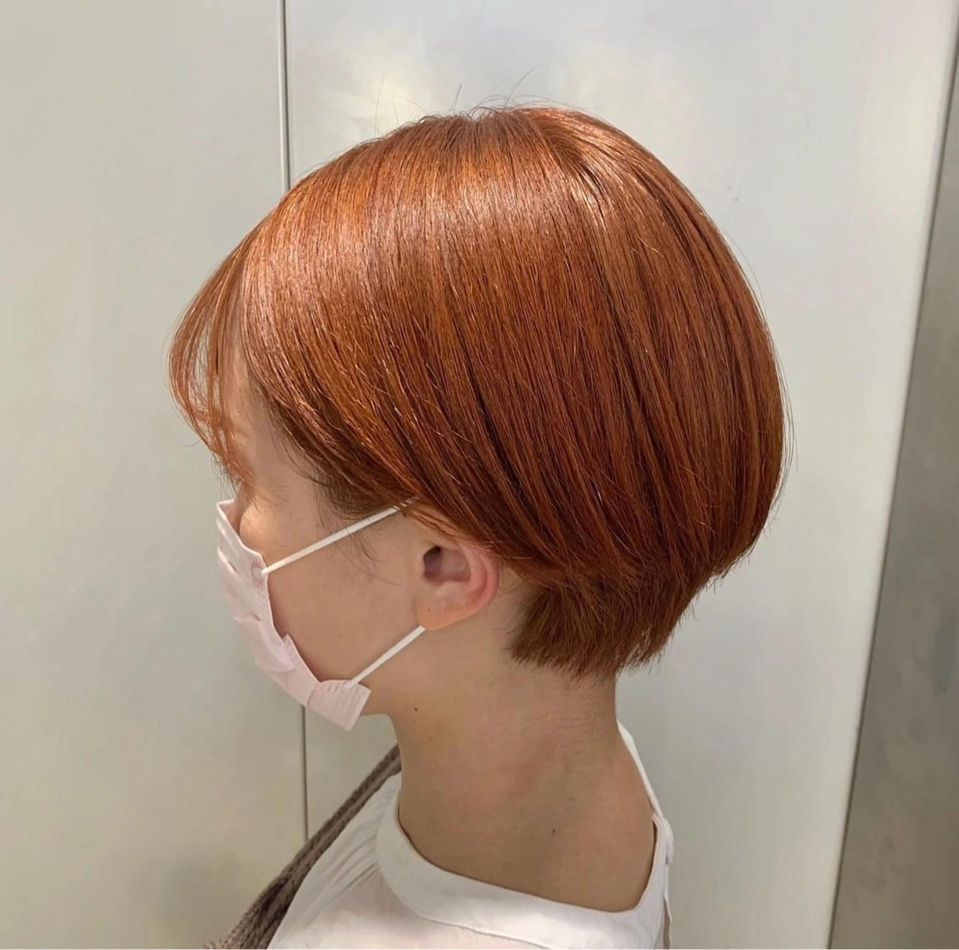 カラー ブリーチ オレンジ 中村 彩夏のヘアスタイル