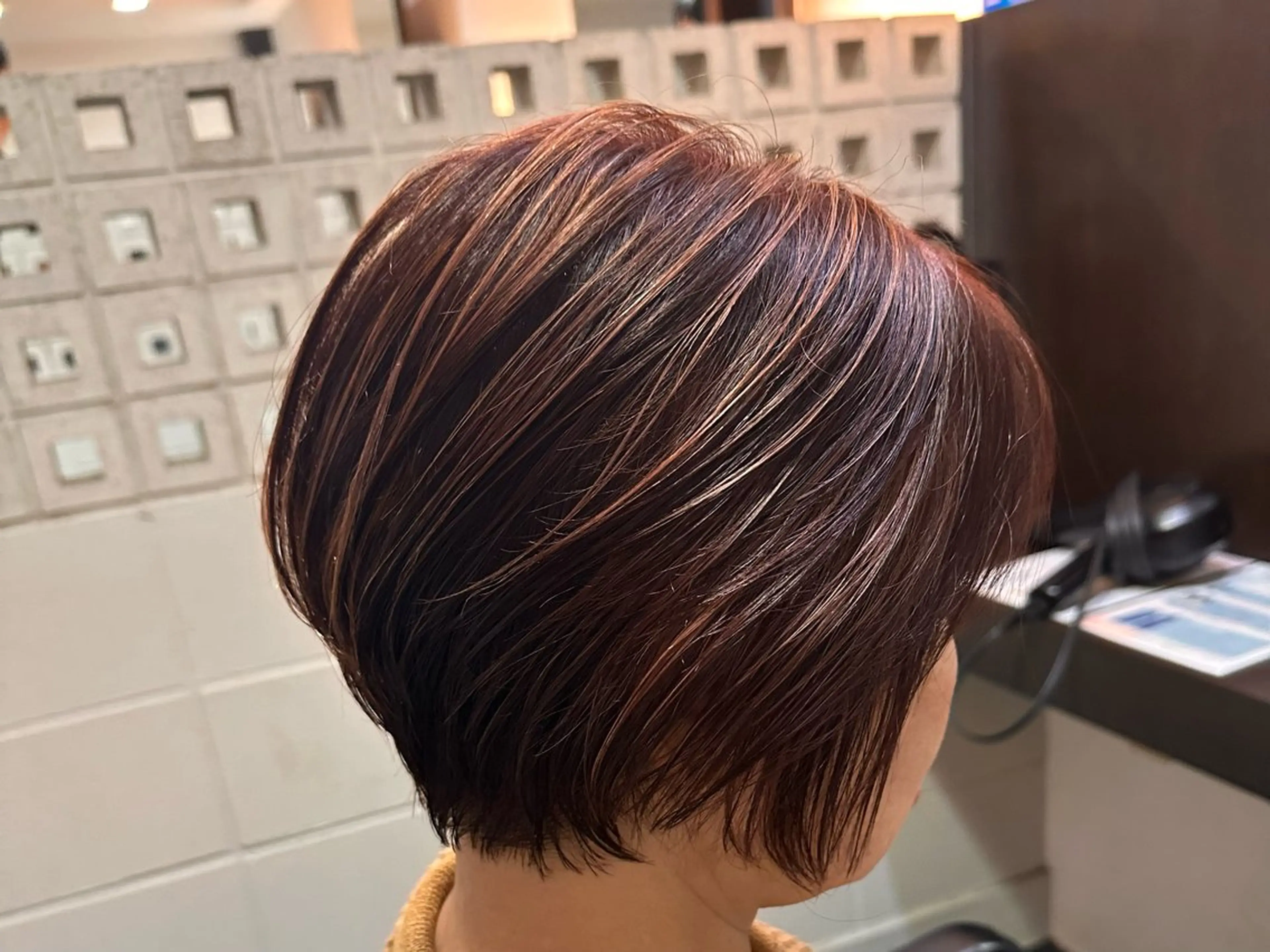 ショート レイヤー/顔まわり/ 南草津/ゴトウのヘアスタイル