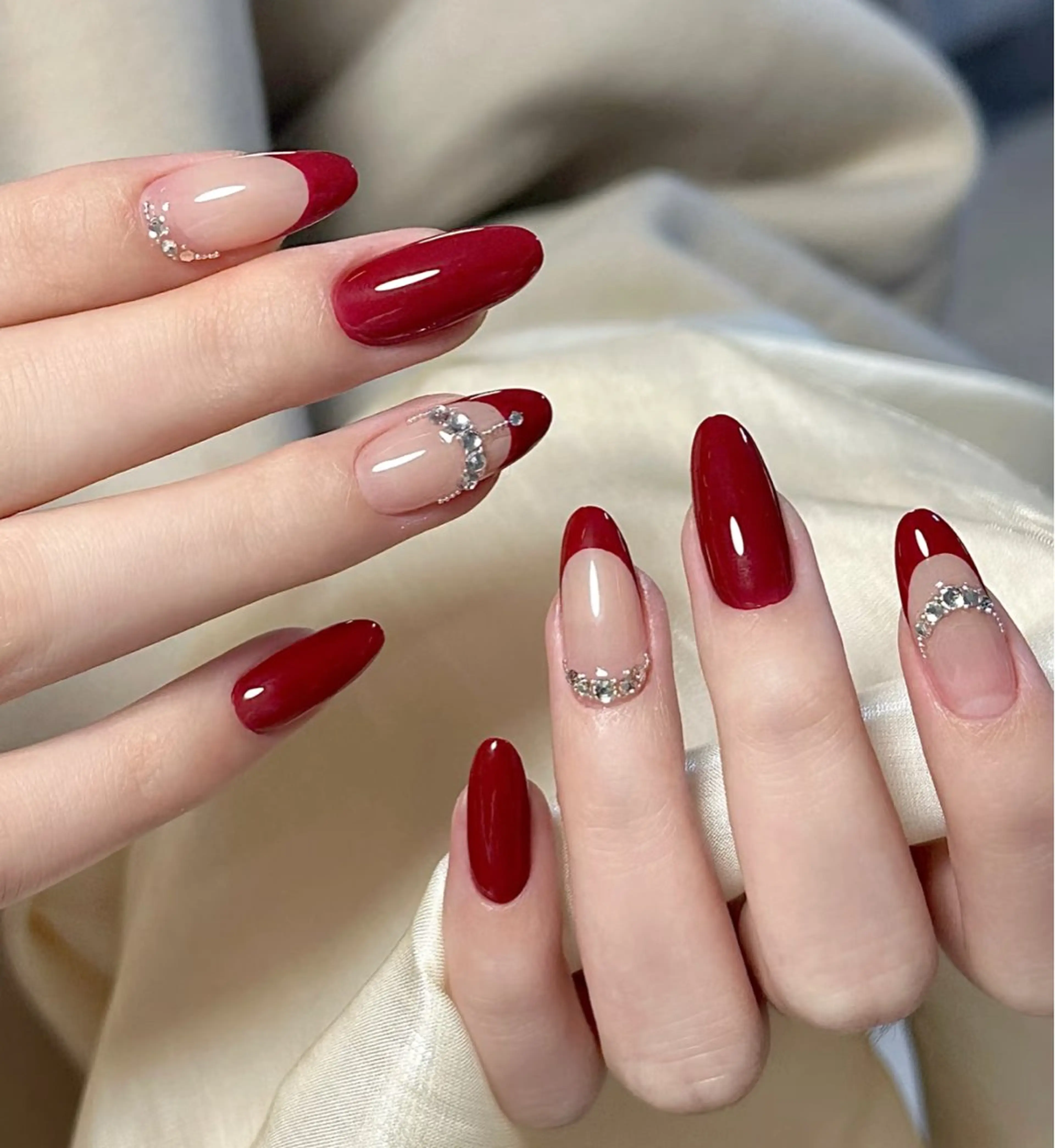 ネイル フレンチネイル グラデーション キラキラネイル 韓国ネイル マグネットネイル ハンドネイル 🎀🎀YooLi Nail Salonのネイルデザイン
