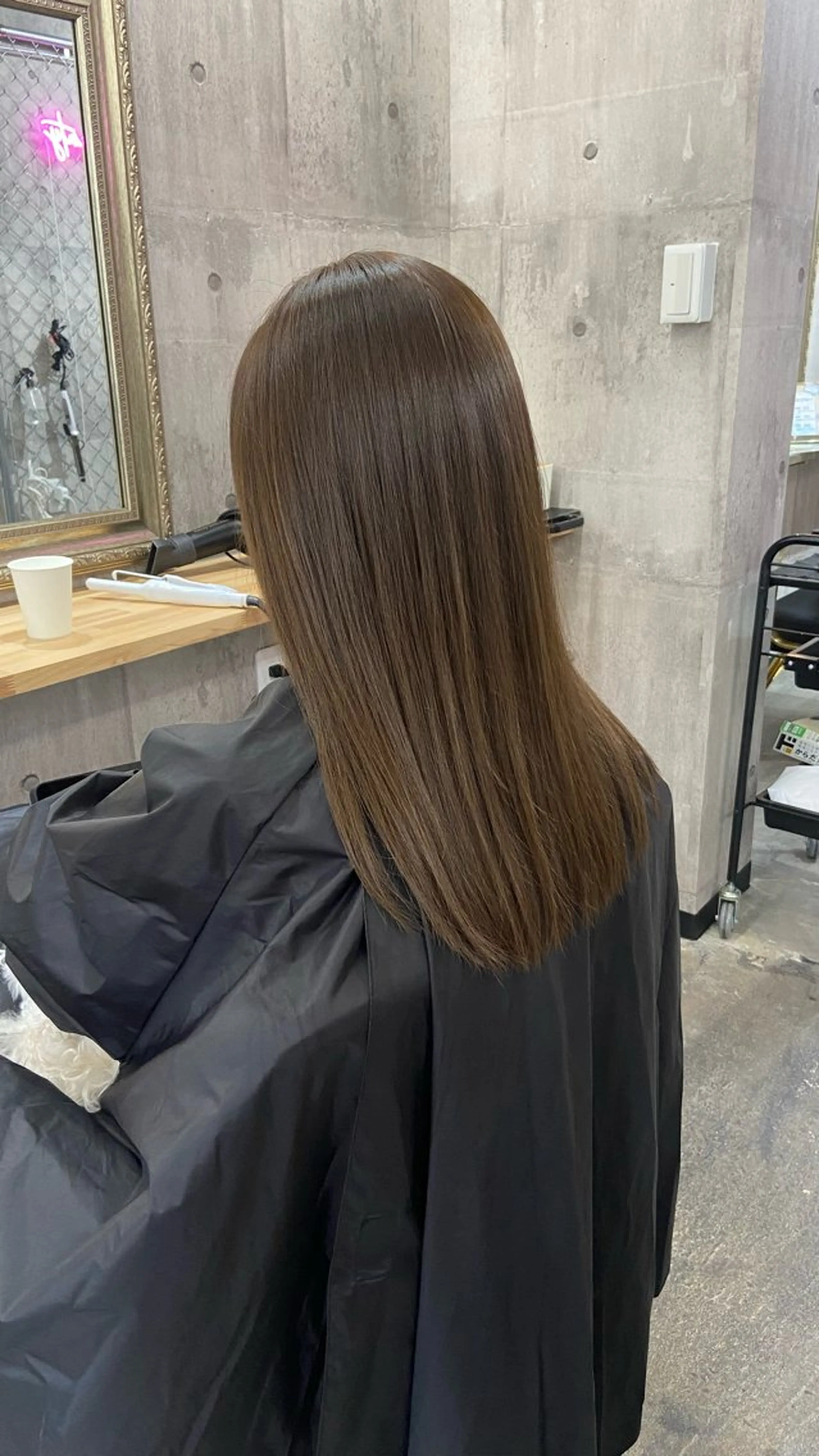 ロング カラー ベージュカラー ブリーチ ブリーチなしカラー オリーブベージュ トリートメント カット ヘアカラー トリートメント Sunny side 大名   RIOのヘアスタイル