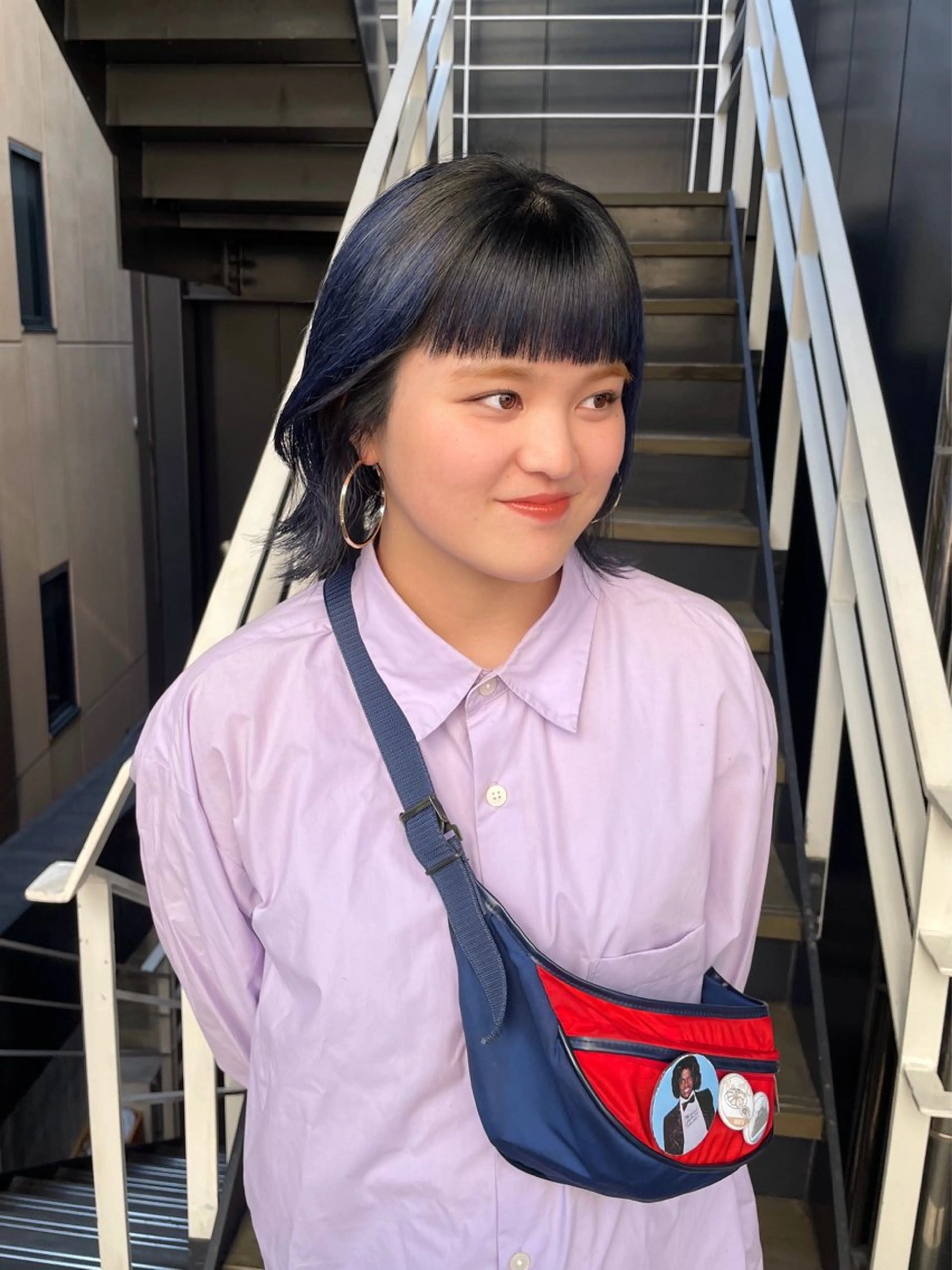 ミディアム カラー ヘアアレンジ カット ヘアカラー トリートメント 青髪特化🩵 ダブルカラーのヘアスタイル