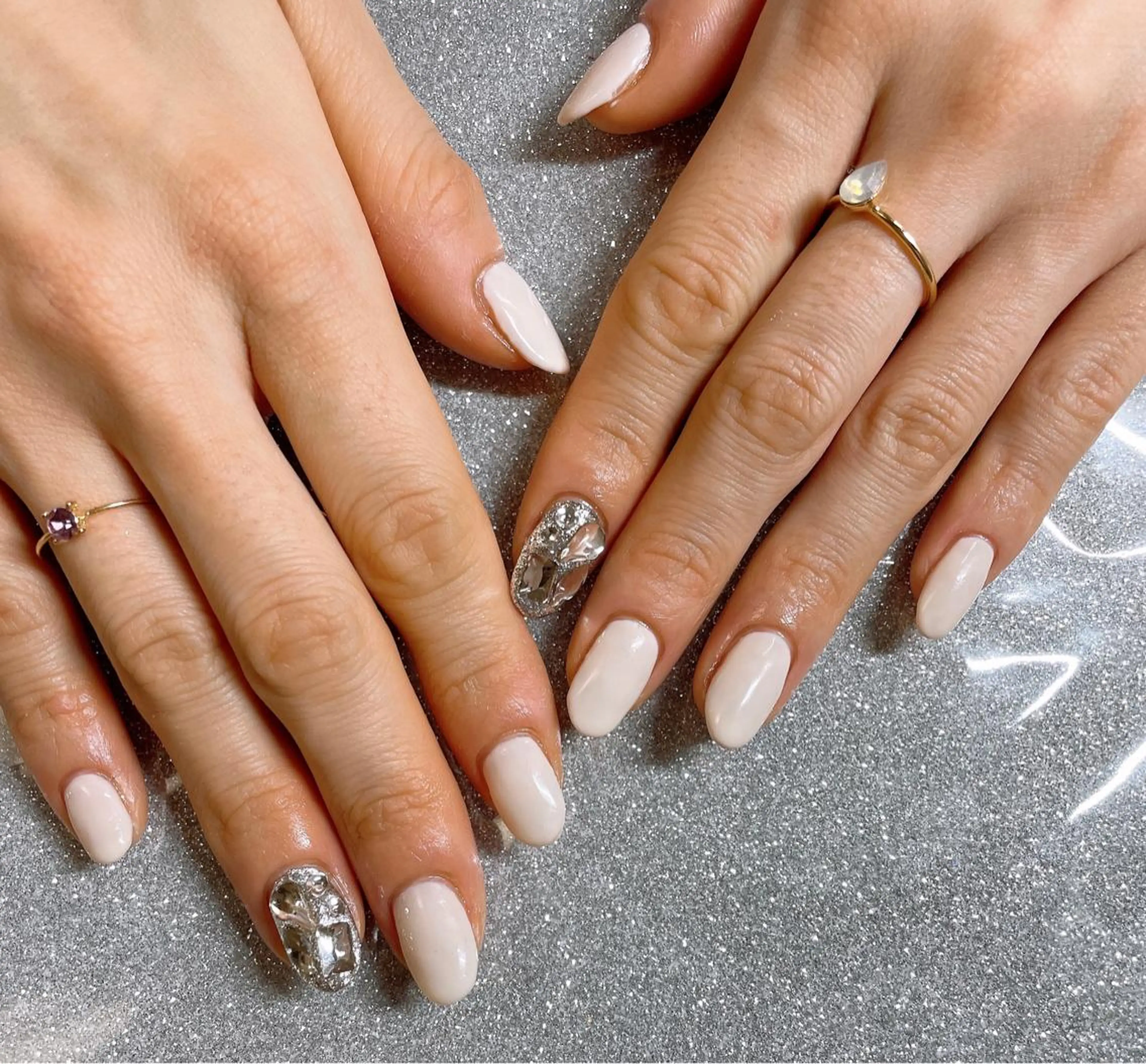 ネイル VIERU 🌈🎀💖のネイルデザイン