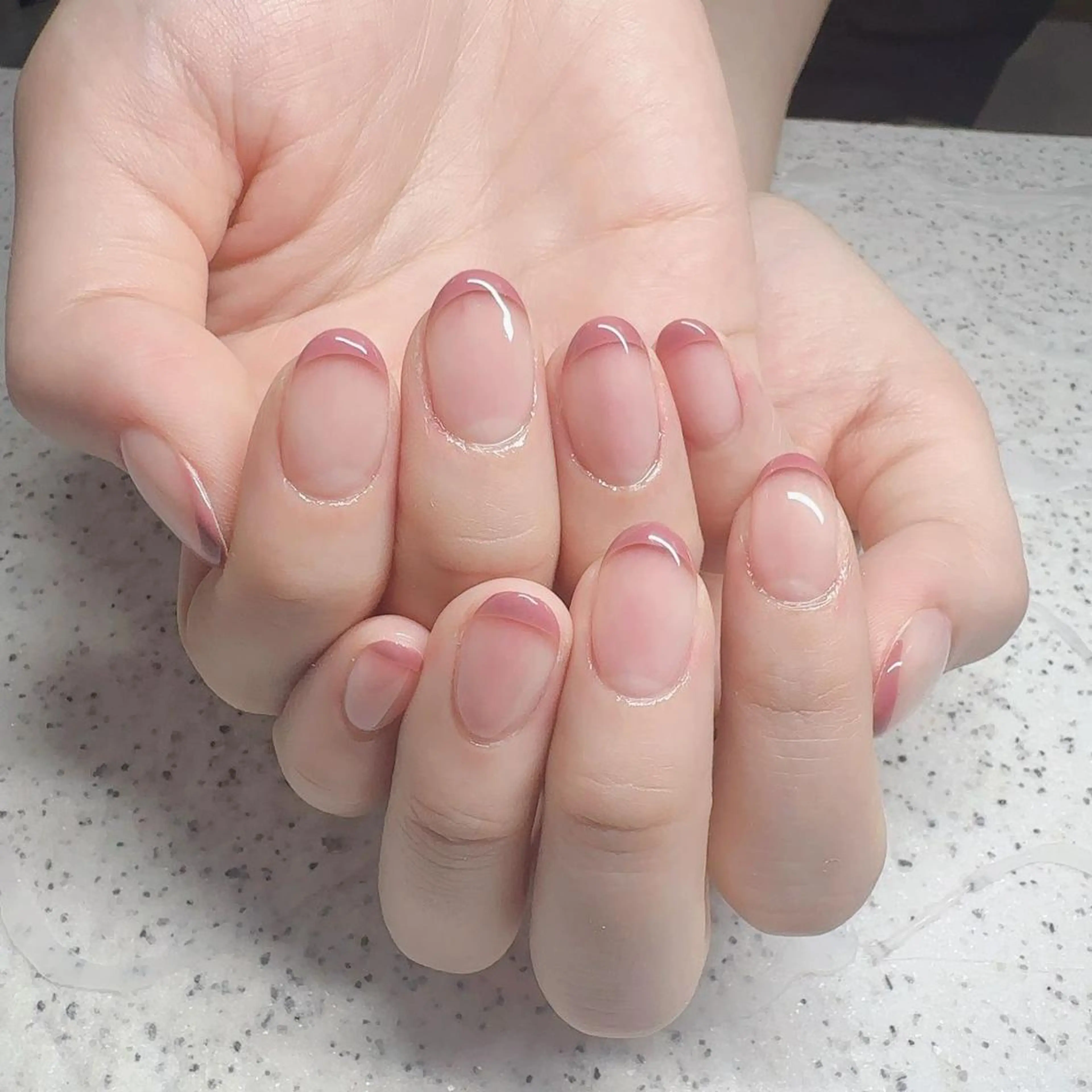 ネイル フレンチネイル Queens マオのネイルデザイン