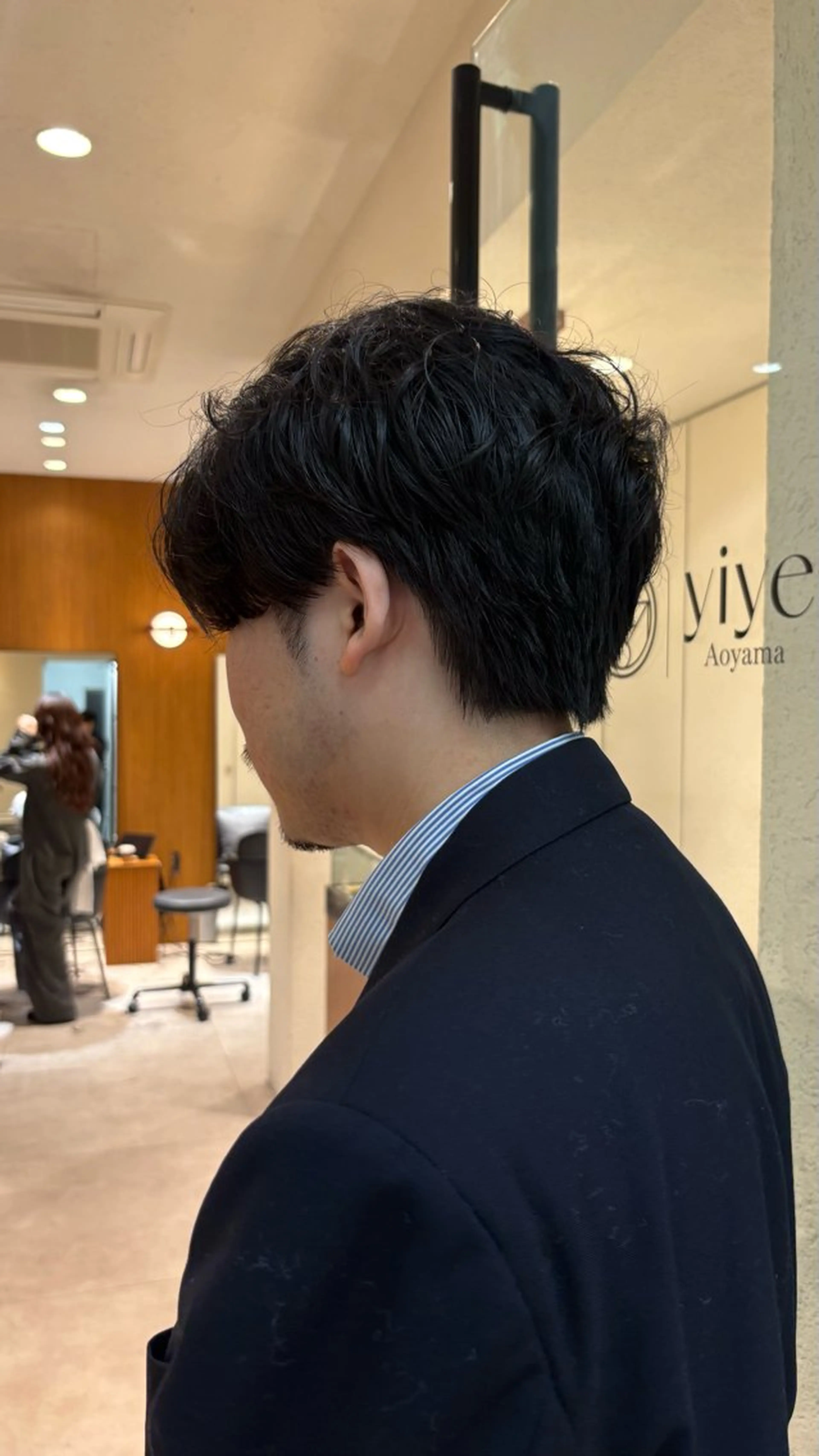 メンズ カット パーマ 《センターパート / perm》ナミのヘアスタイル