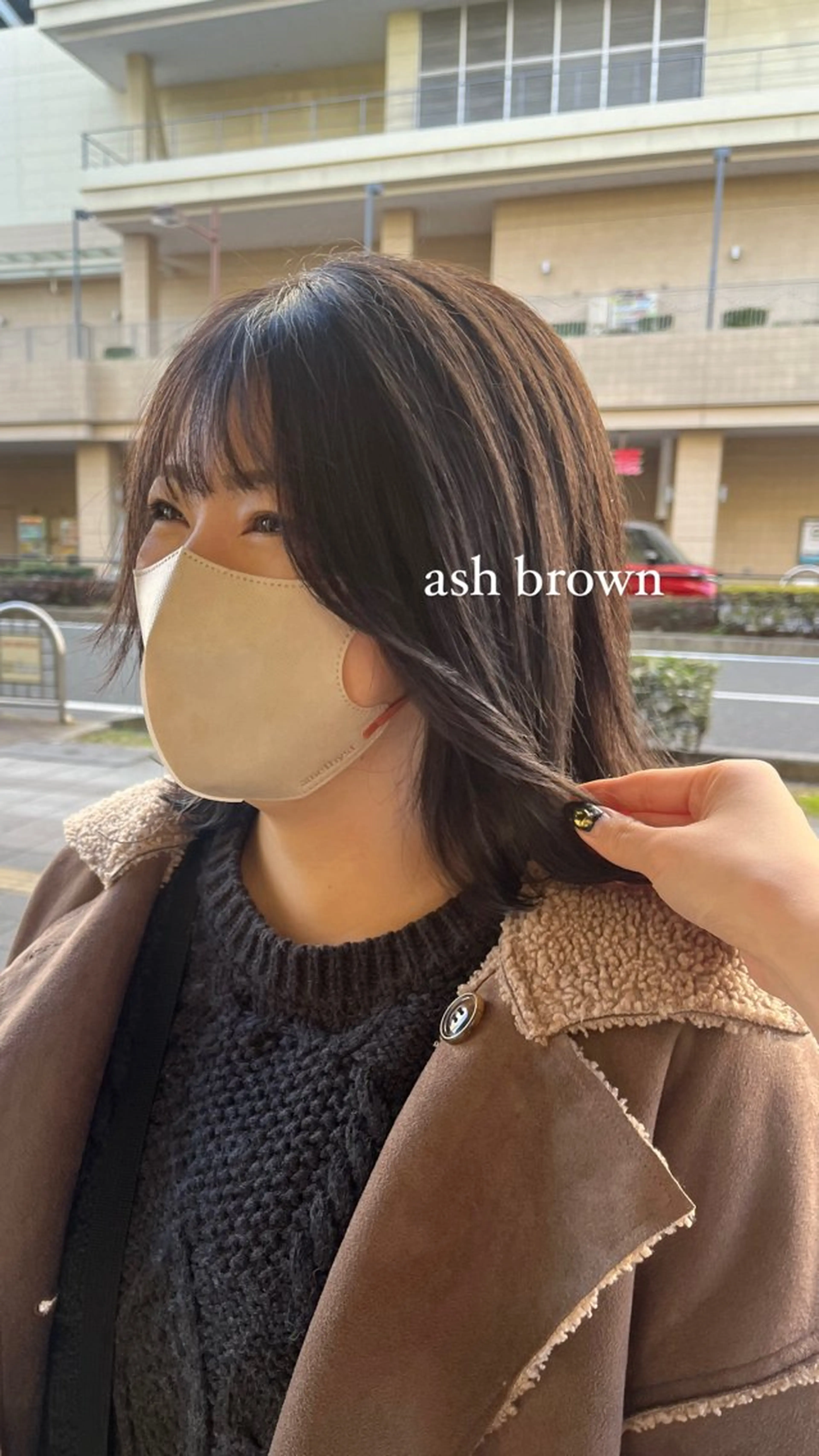 ミディアム アッシュ アッシュブラウン ボブ 顔周りカット レイヤーカット ルナ|縮毛矯正 ×デザインカラー🥝のヘアスタイル