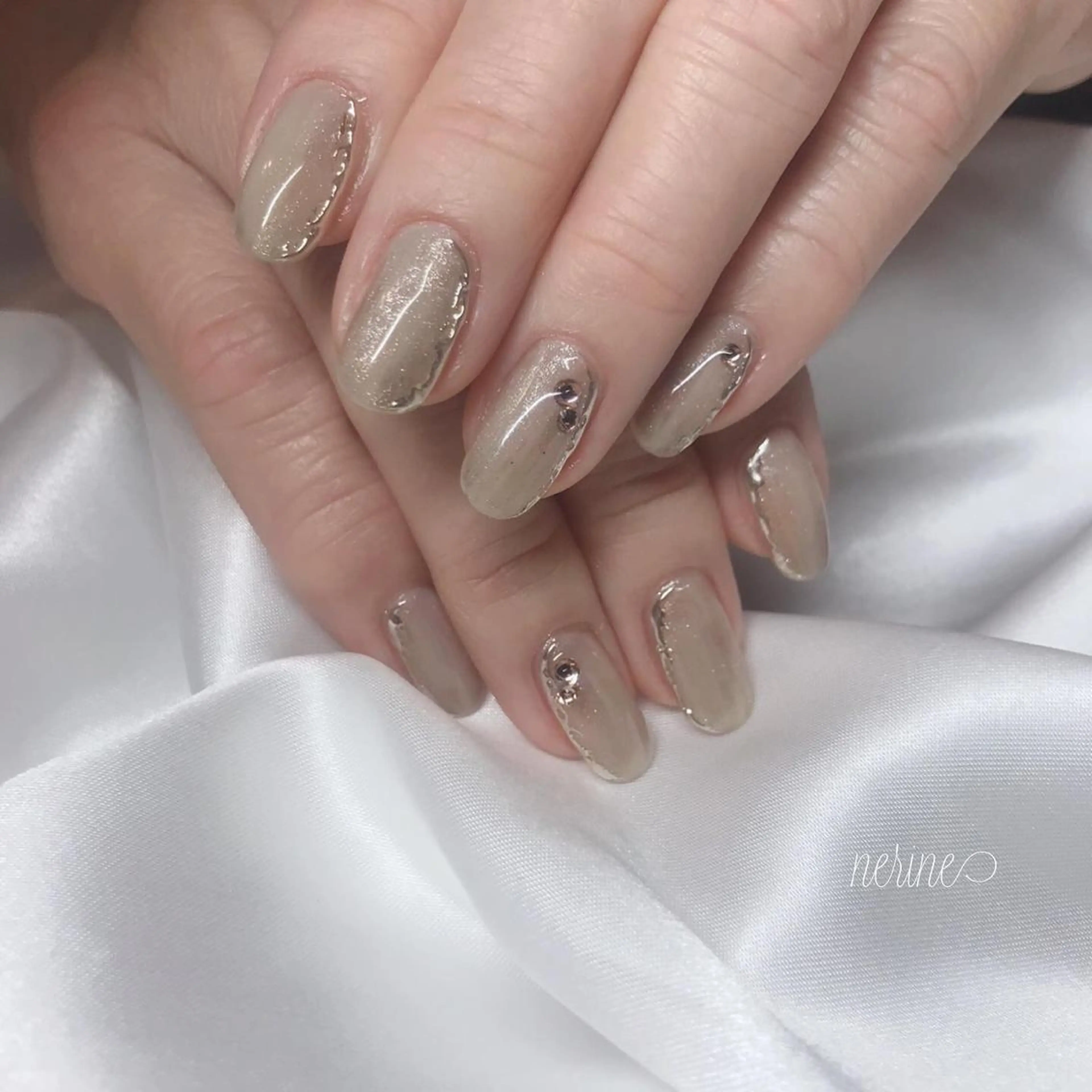 ネイル ハンドネイル NAILST Naomiのネイルデザイン