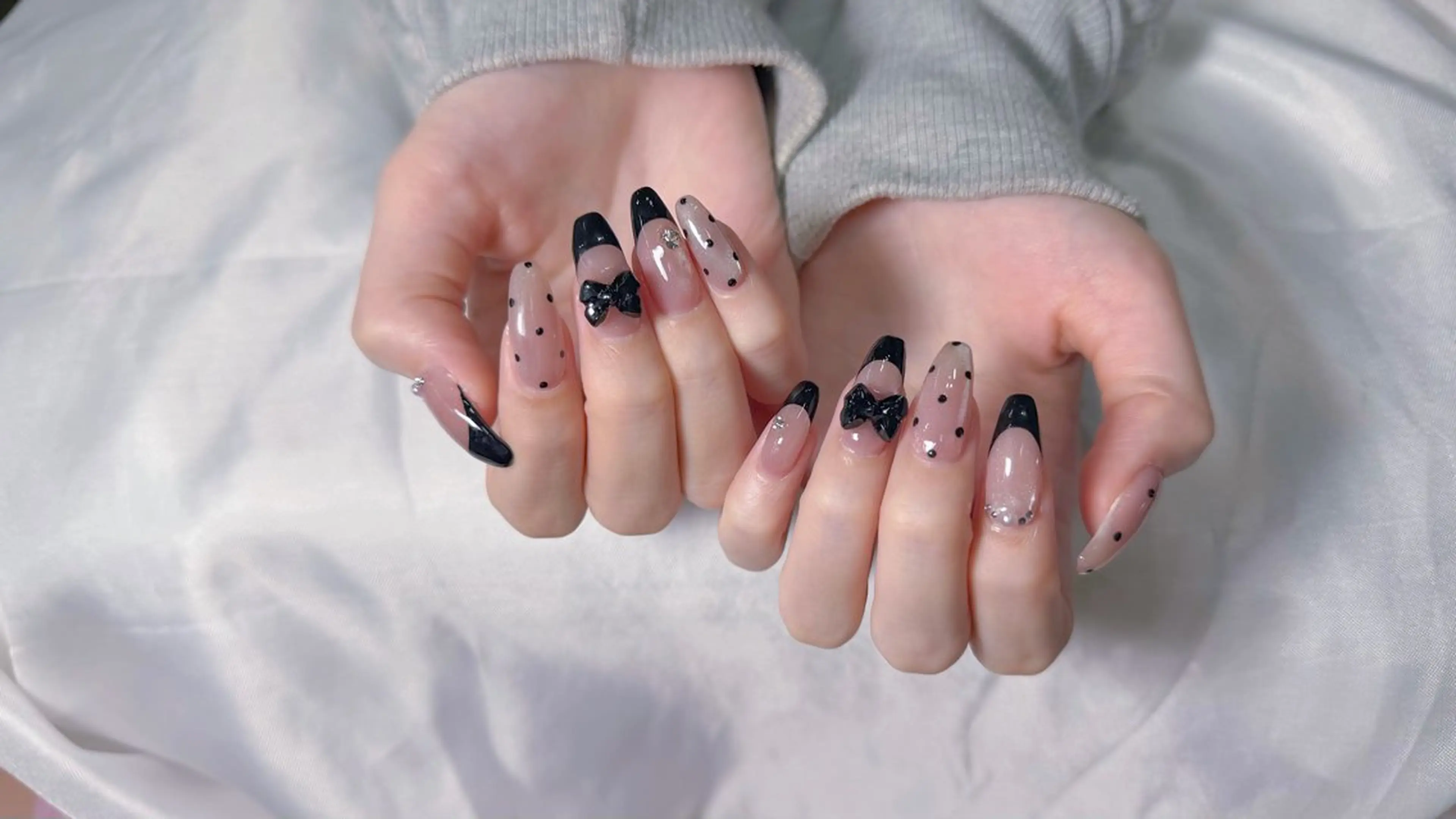 ネイル 成人式 フラッシュネイル フレンチネイル ジェルネイル グラデーション ハンドネイル 😍Yumi❤️ 💅Nail💅のネイルデザイン