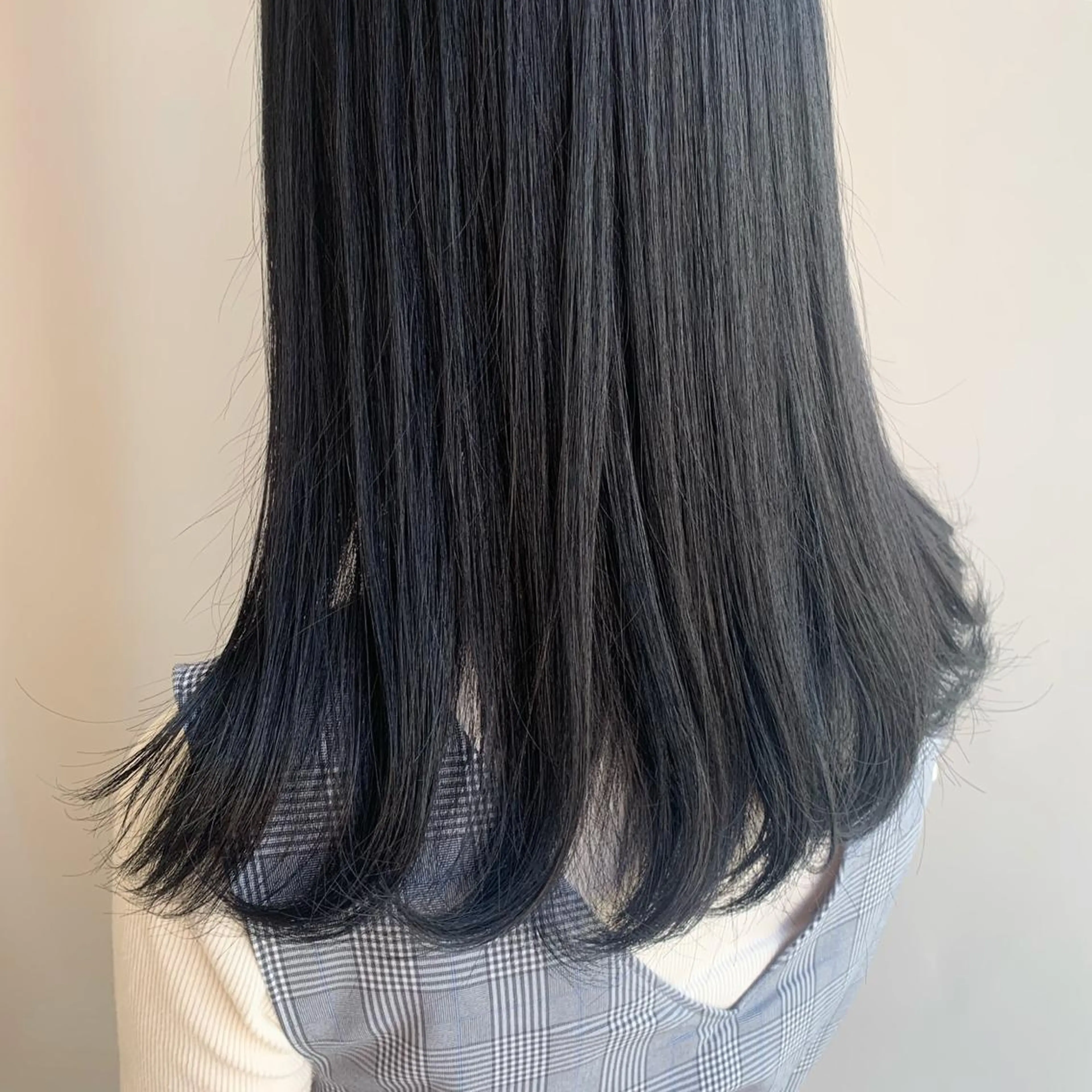 カラー 山口 莉奈のヘアスタイル