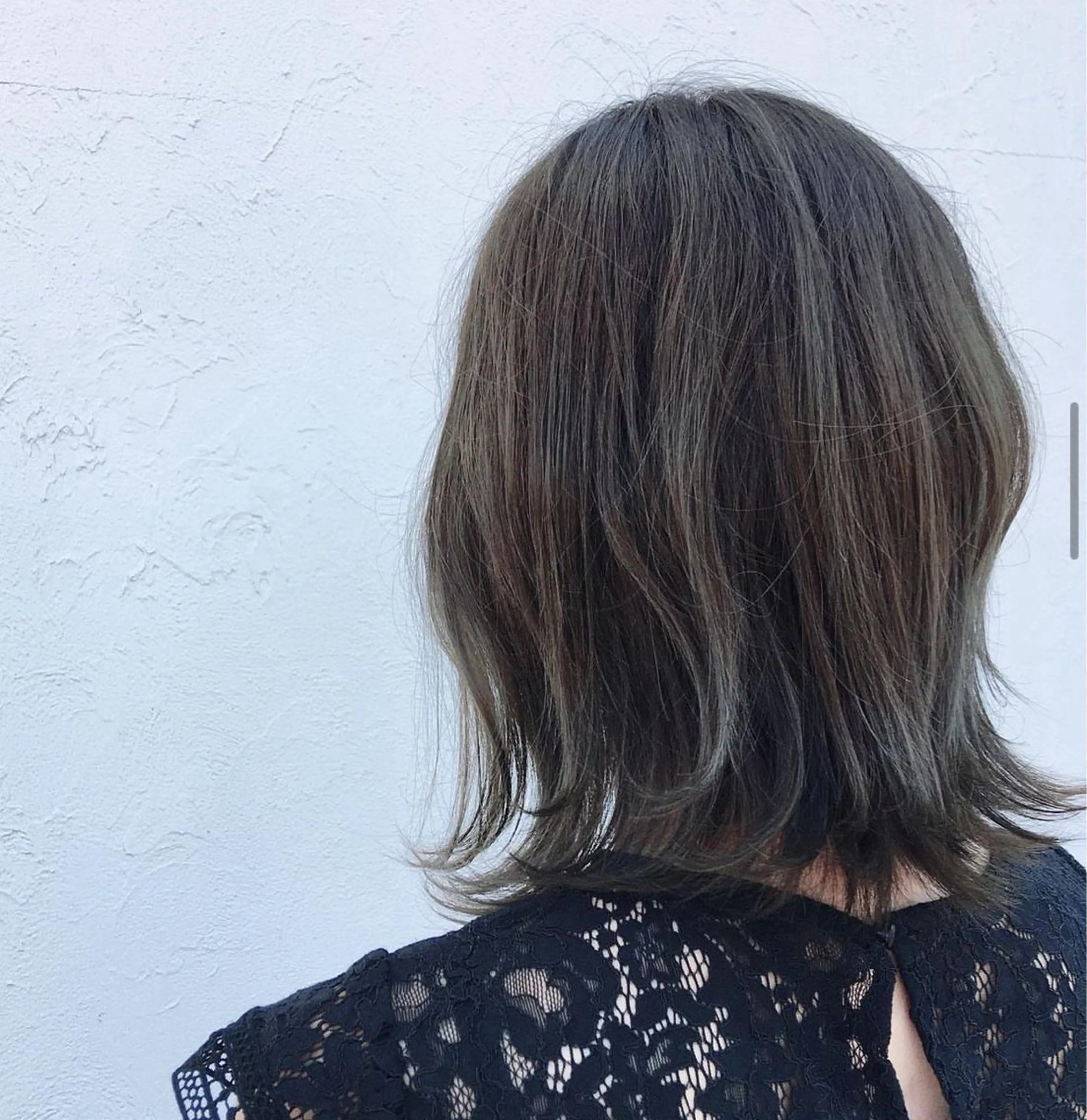 ショート カラー 城間 晴人のヘアスタイル