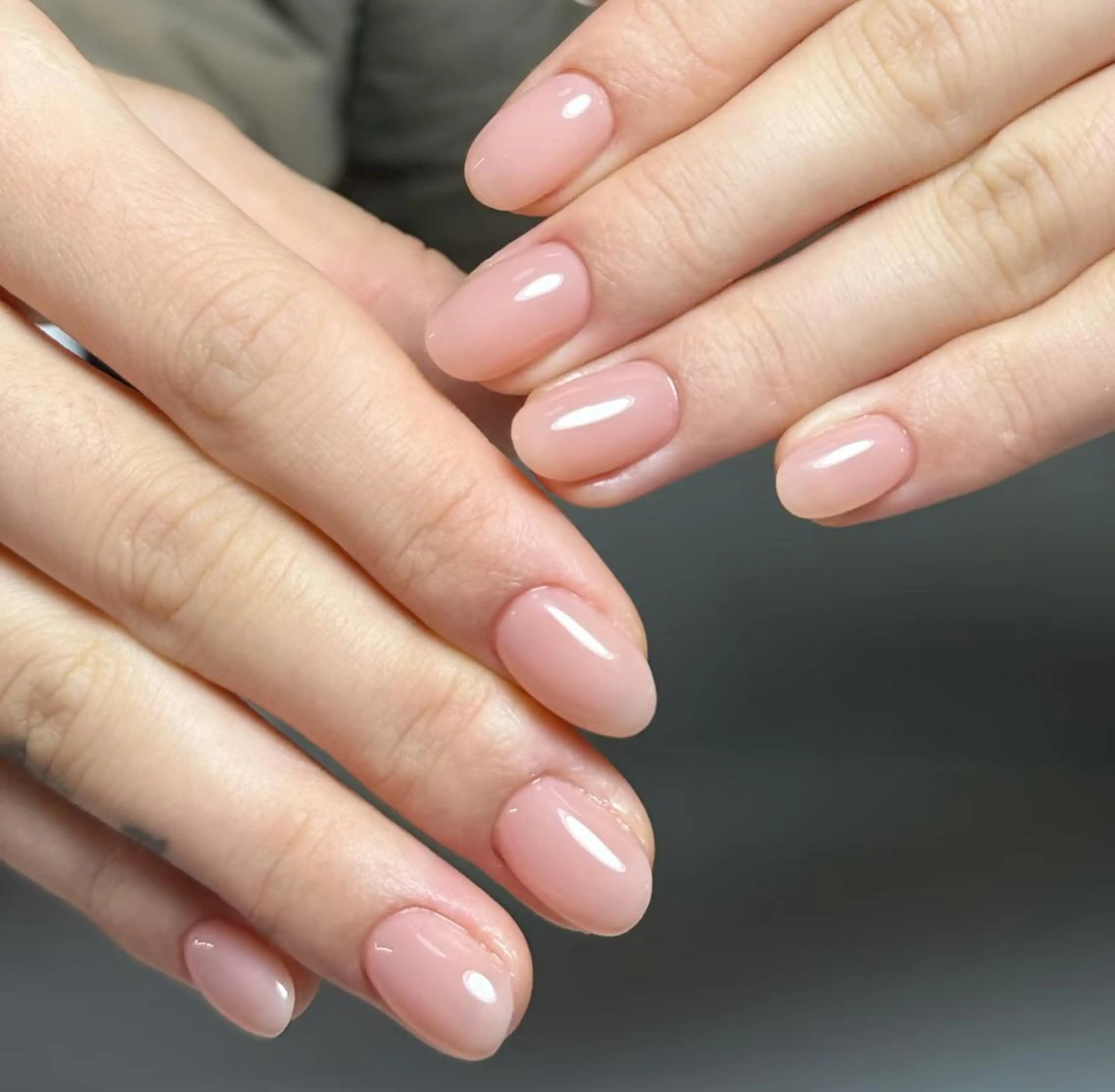 ネイル ハンドネイル 🎀 KiKi_nailのネイルデザイン