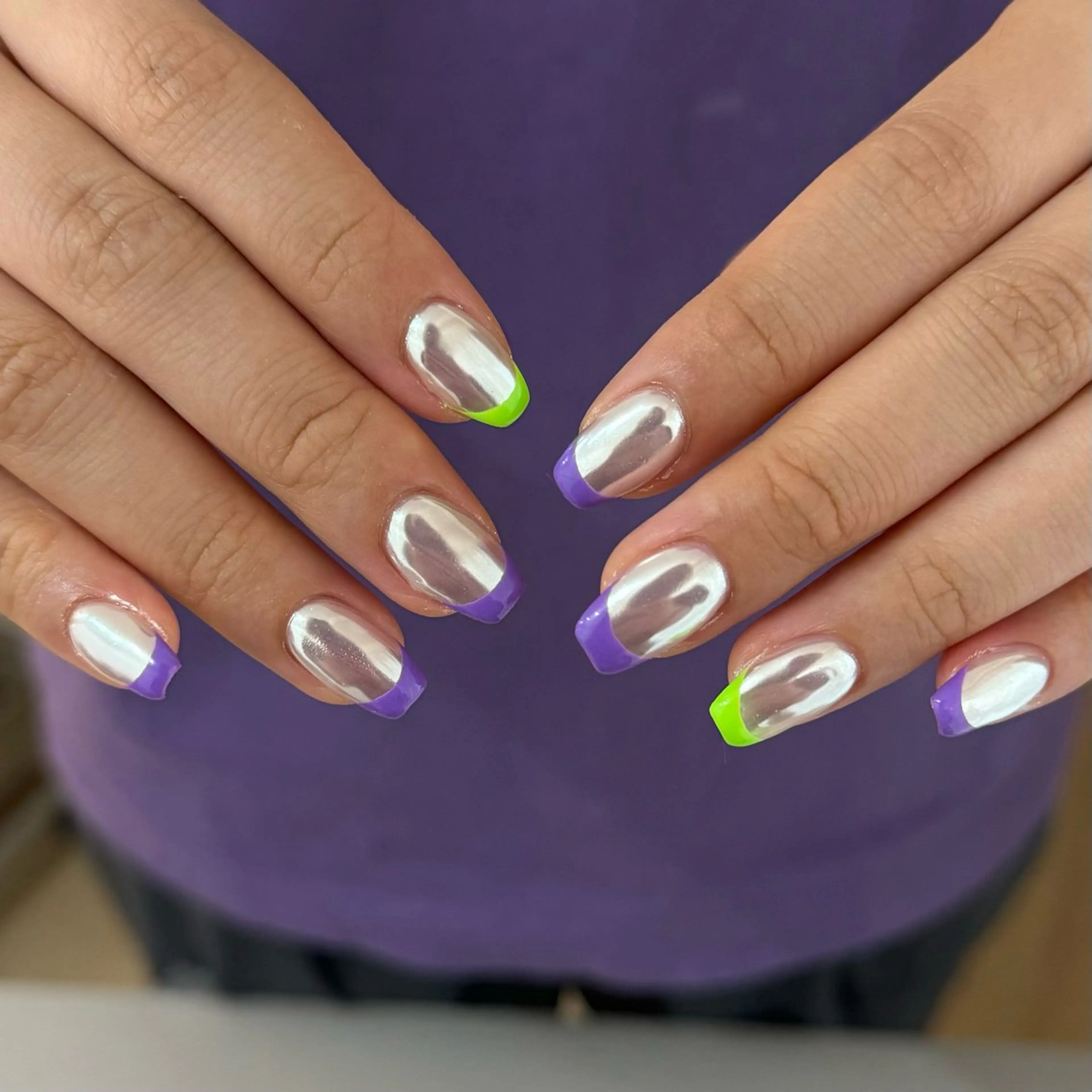 ネイル フレンチネイル グリーン ミラーネイル パープル ハンドネイル Momoka ネイリスト福岡/薬院のネイルデザイン