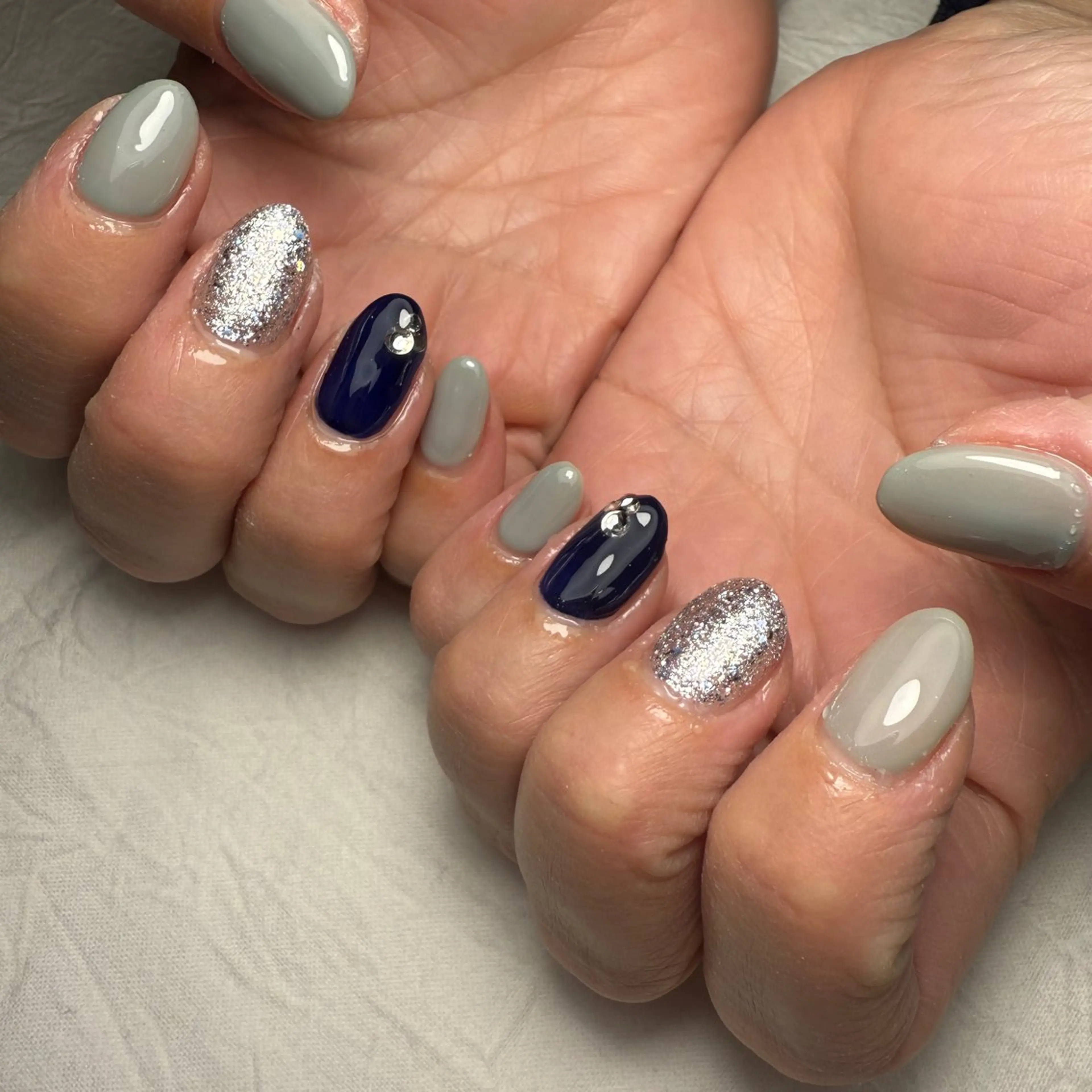 ネイル 駒月 明日香の眉毛・アイブロウイメージ