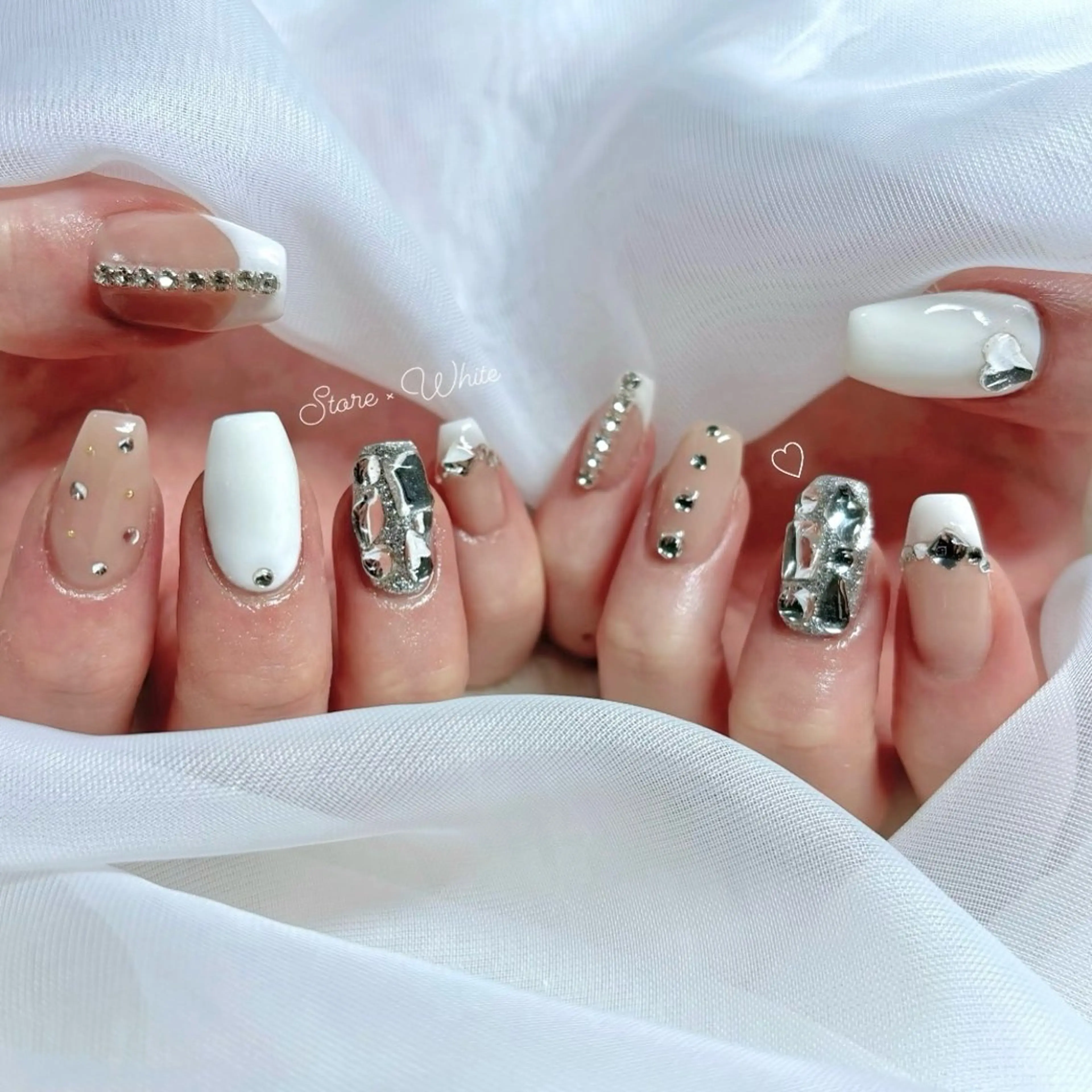 ネイル ハンドネイル Sii nail 🤍SAKIのネイルデザイン