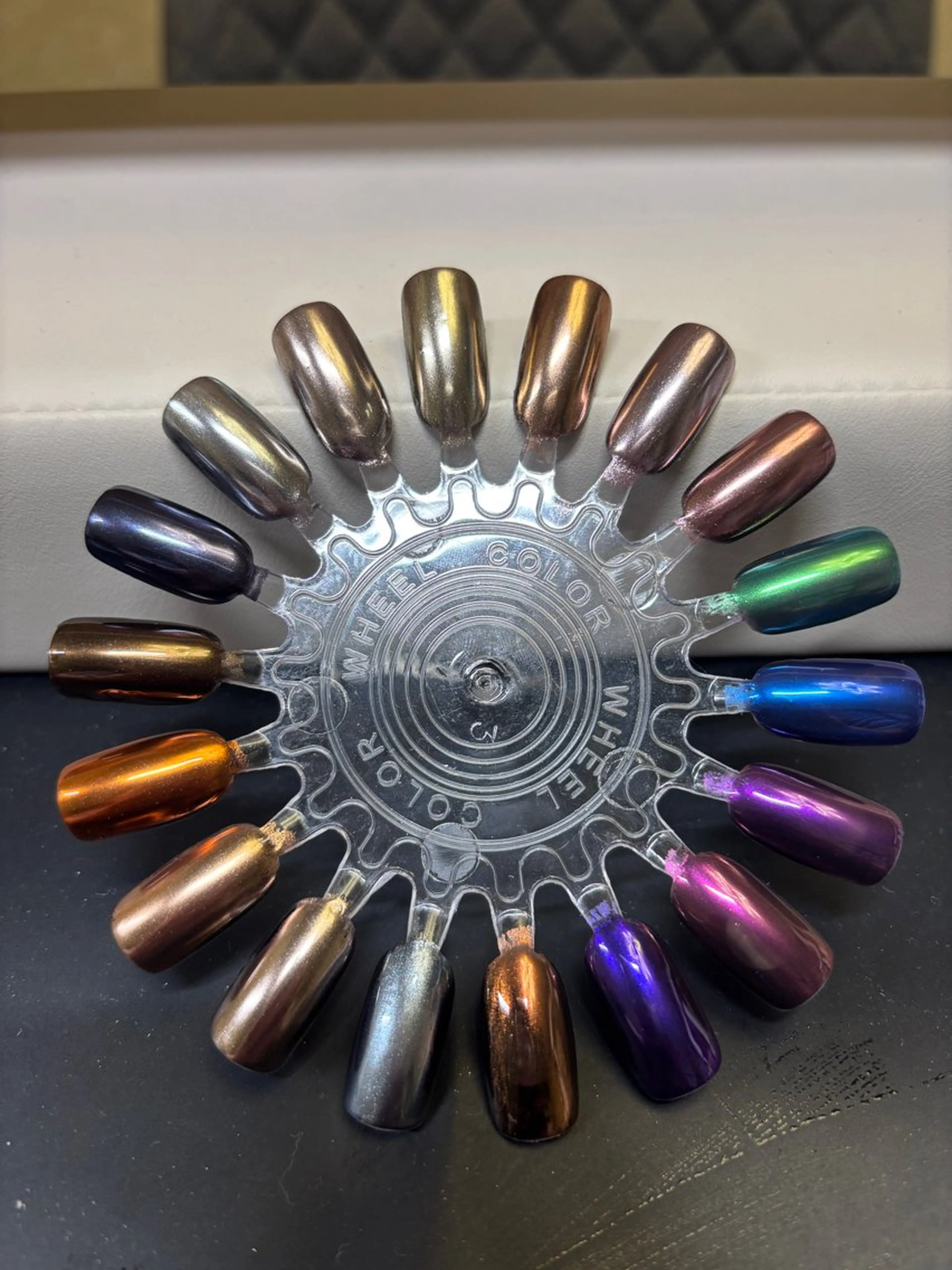 [オフなし]ミラーネイルの写真